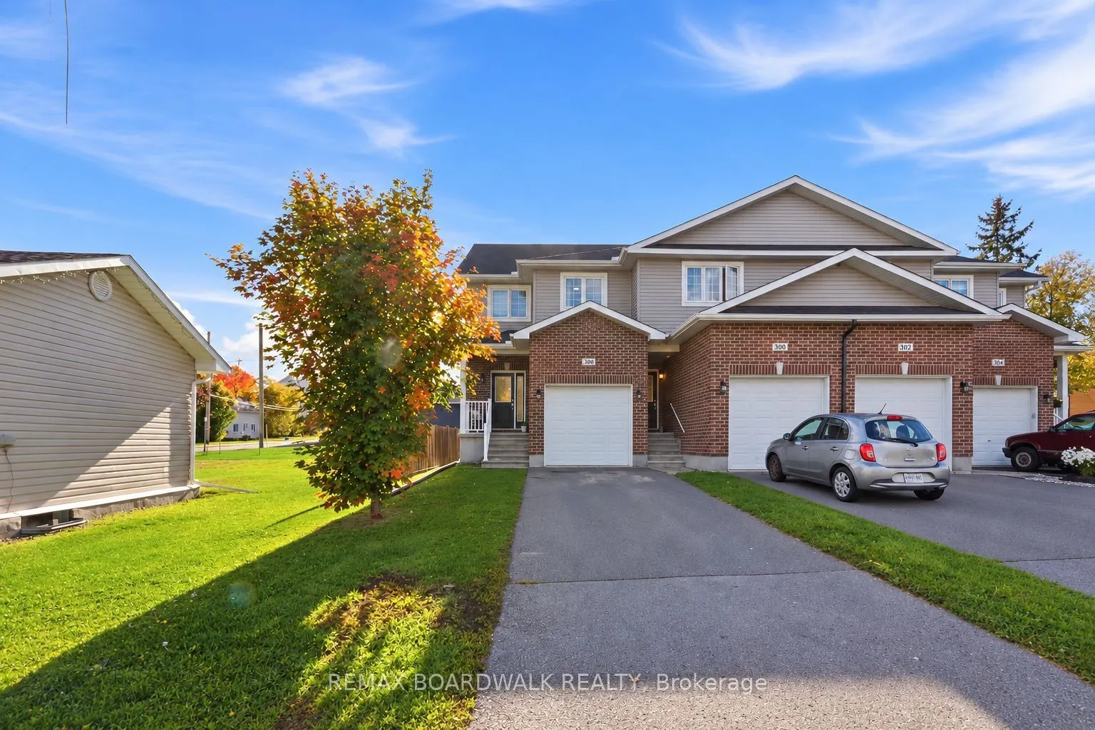 298 William Street W