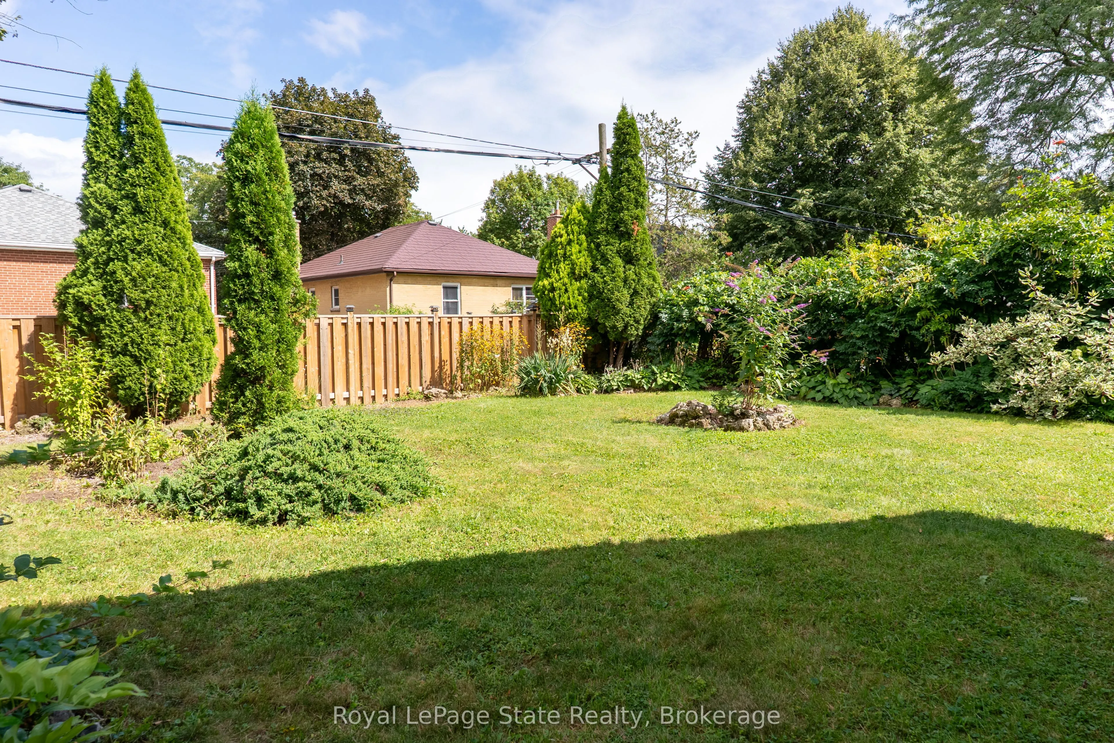 8 Cameron Avenue
