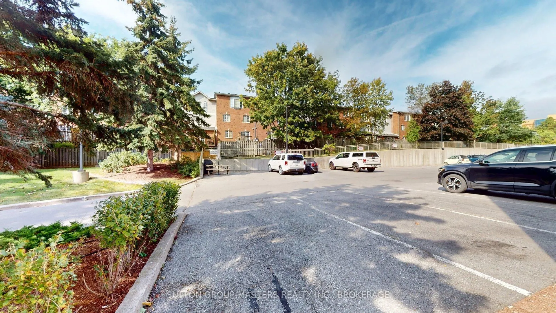 350 Wellington Street #101