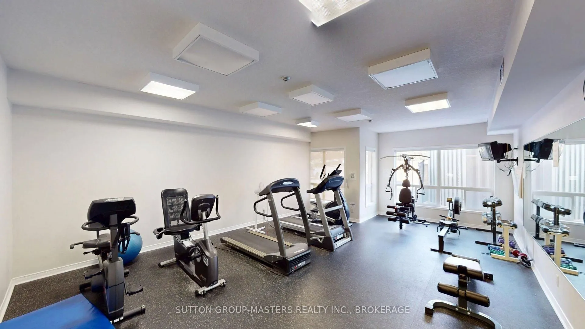 350 Wellington Street #101
