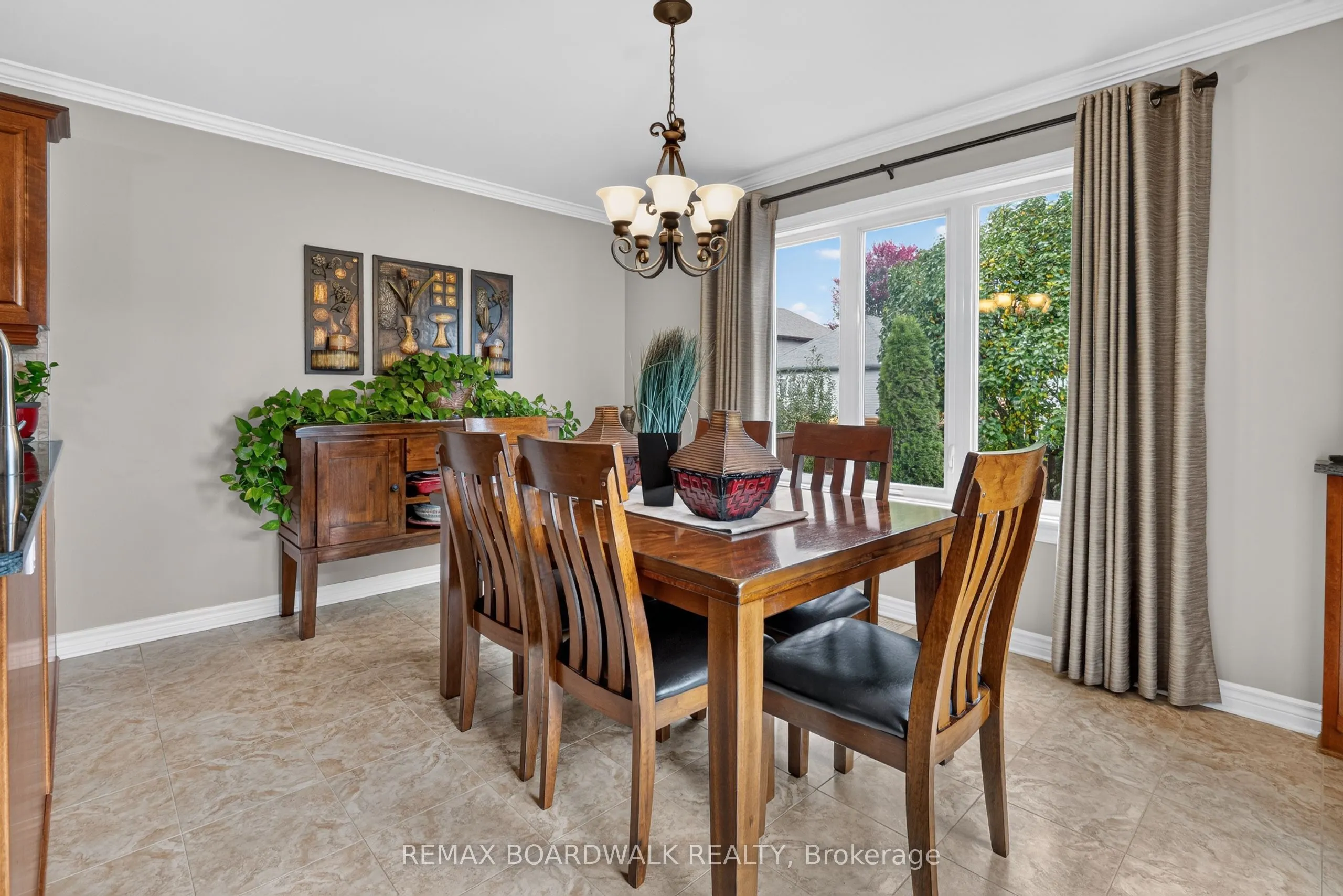 35 Honore Crescent