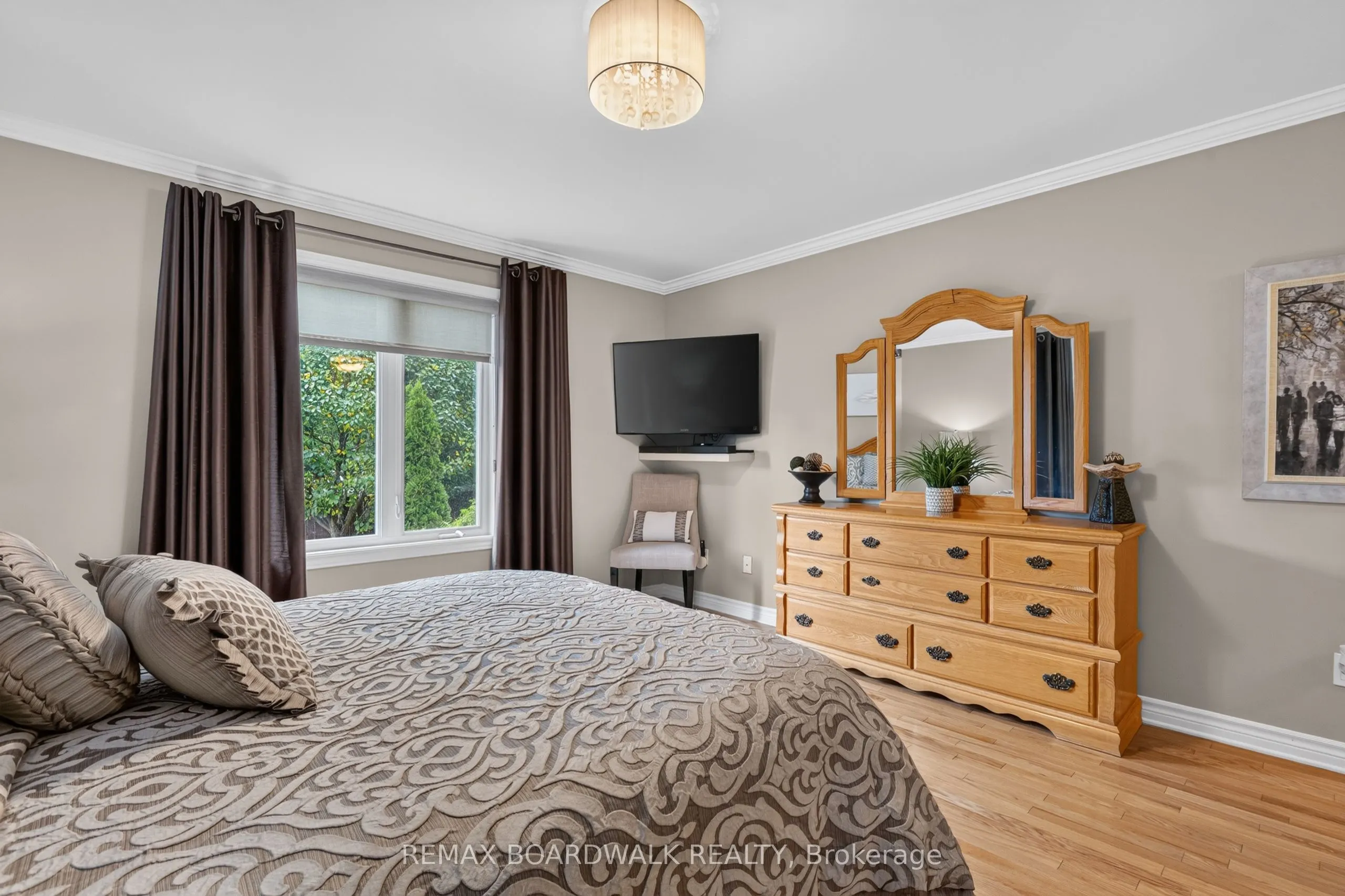 35 Honore Crescent