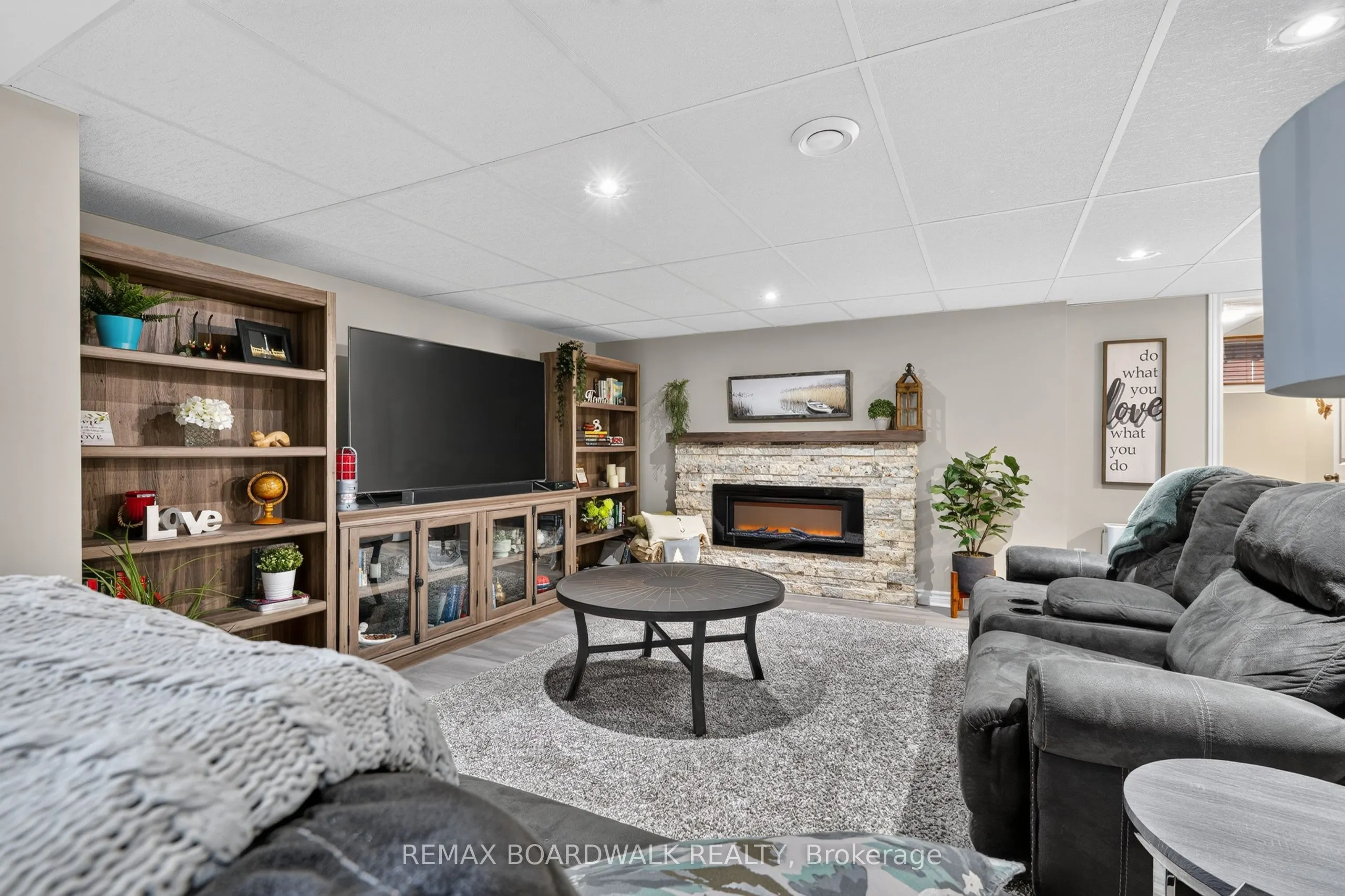 35 Honore Crescent