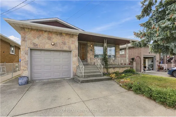 36 Algonquin Court