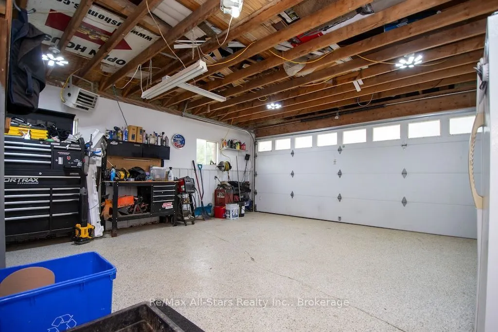 530 Centreline Road