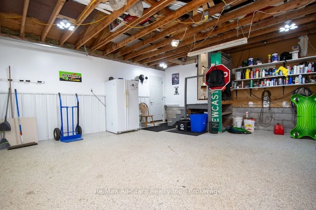 530 Centreline Road
