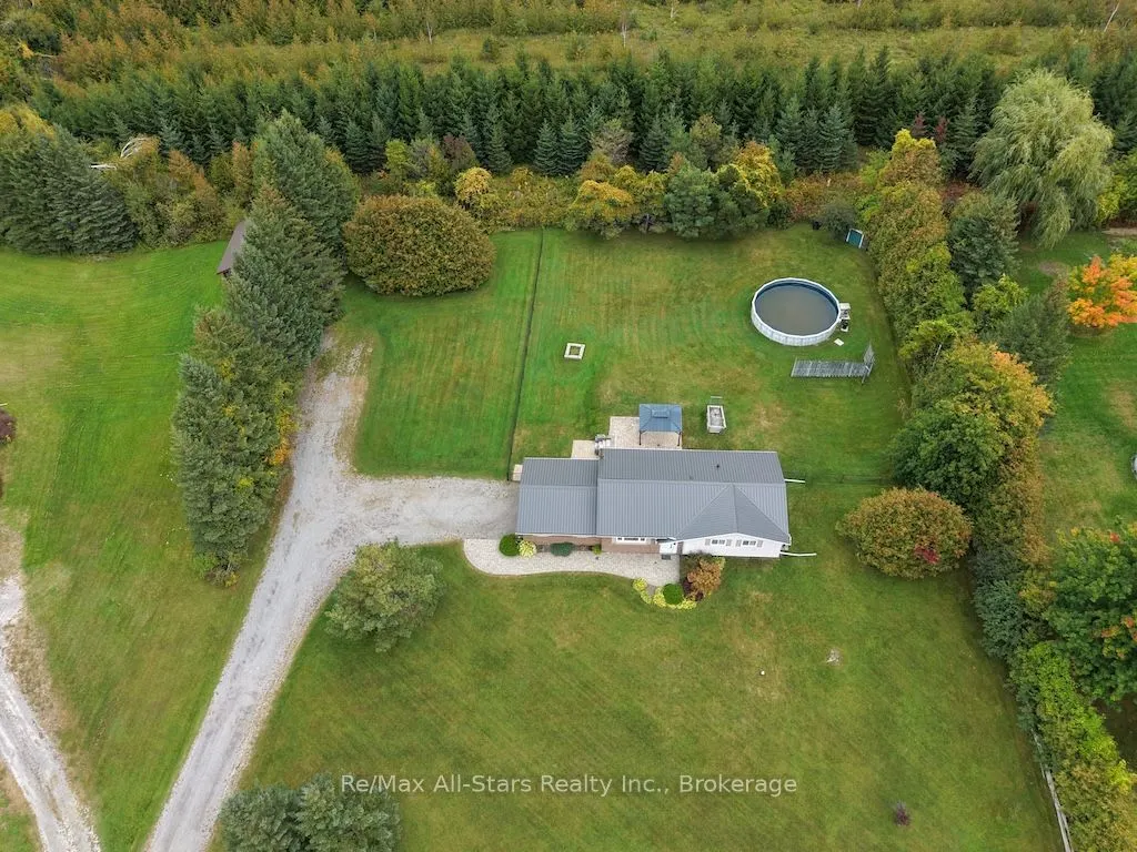 530 Centreline Road