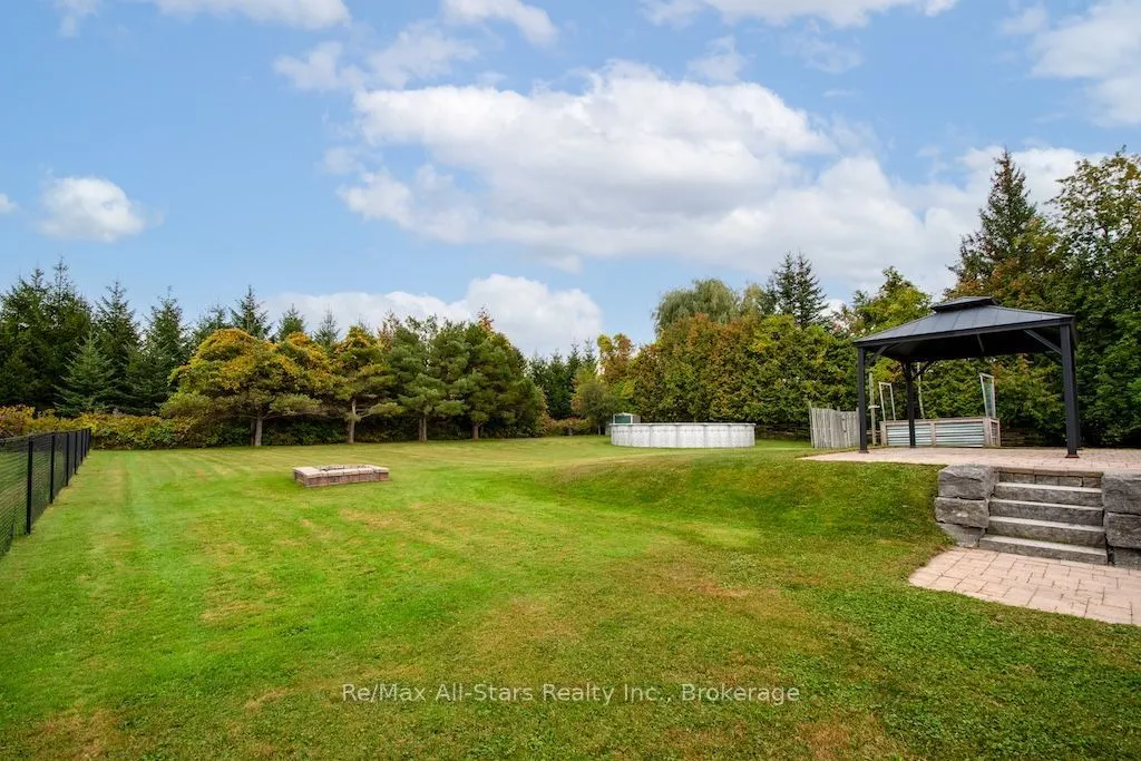 530 Centreline Road