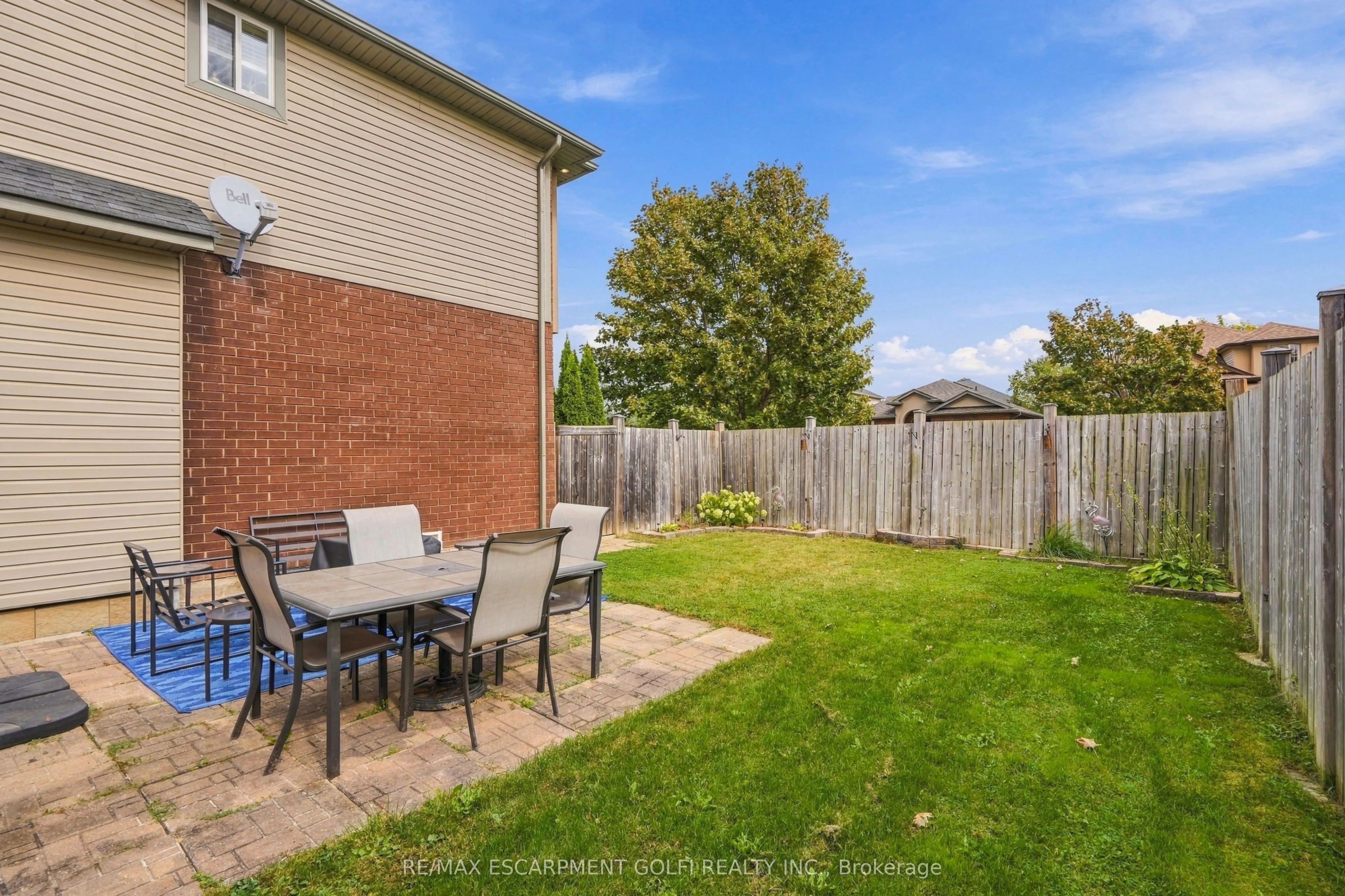 4530 Frances Crescent