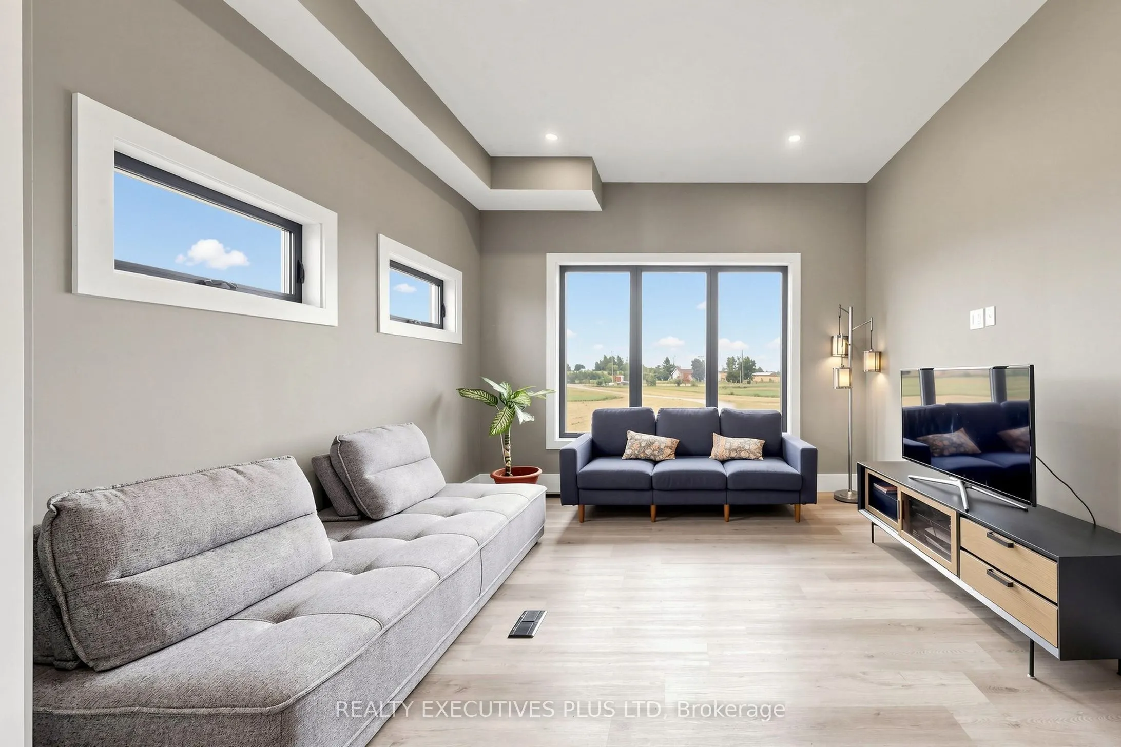 16 Cambray Road