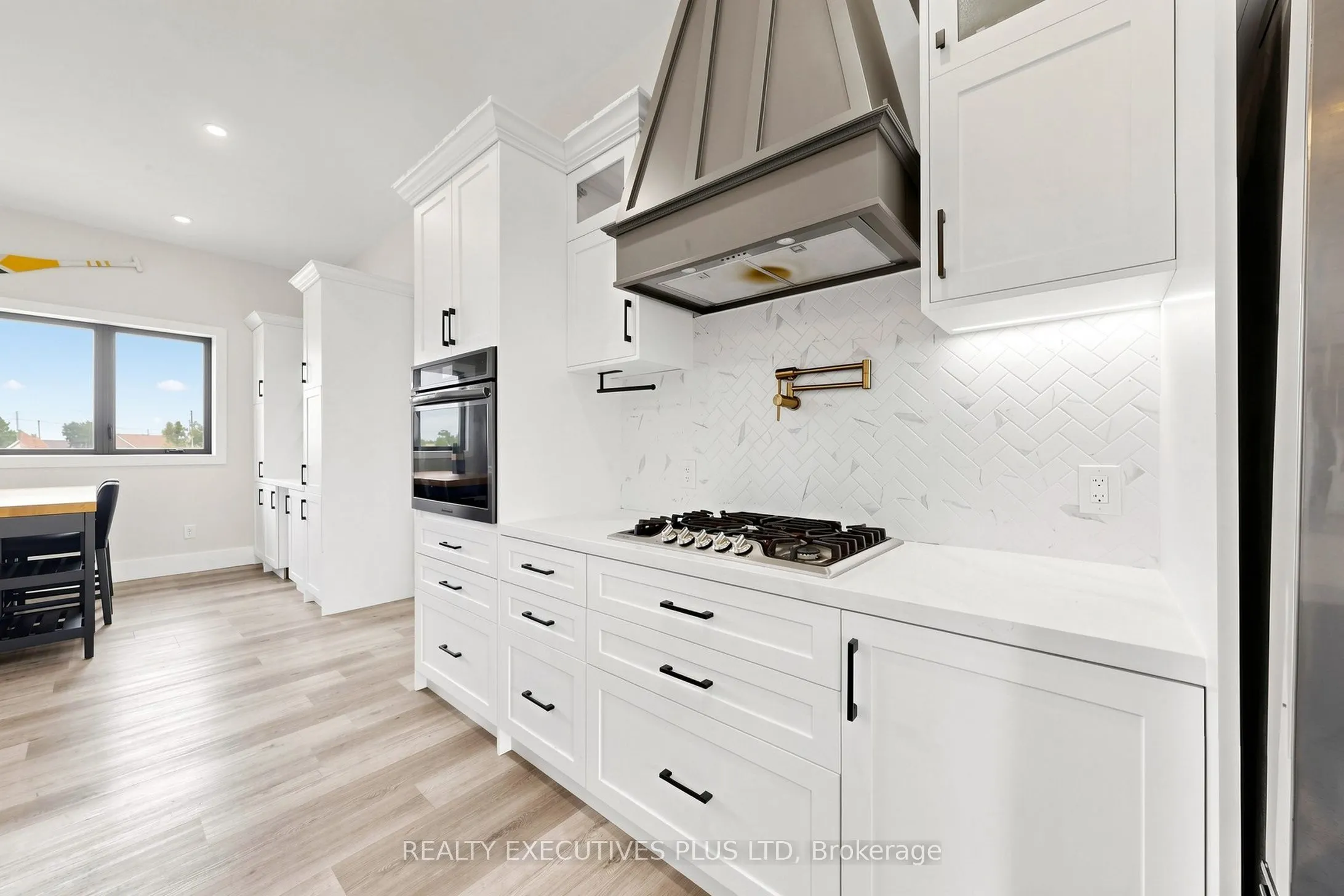 16 Cambray Road