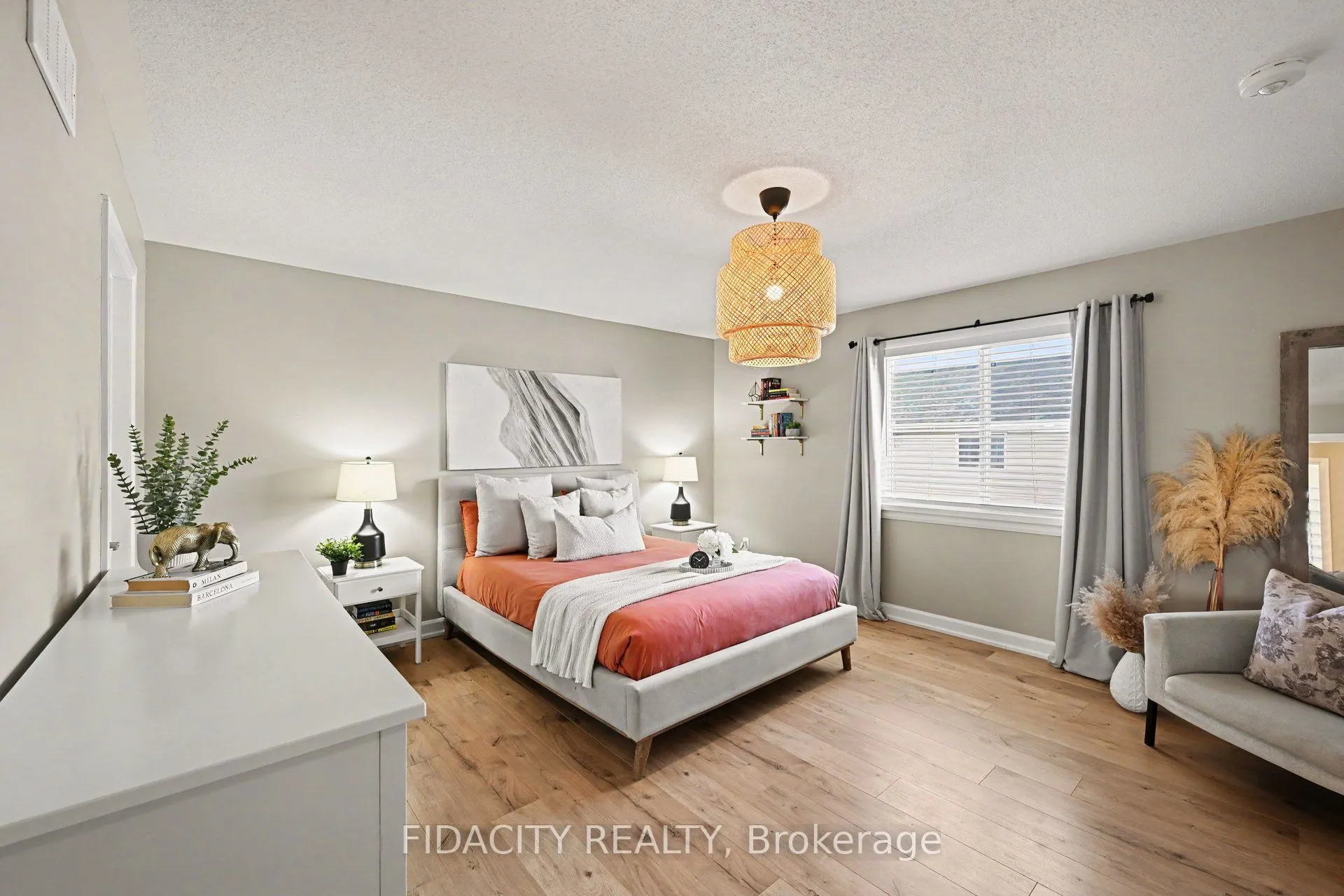 68 Vimy Ridge Crescent