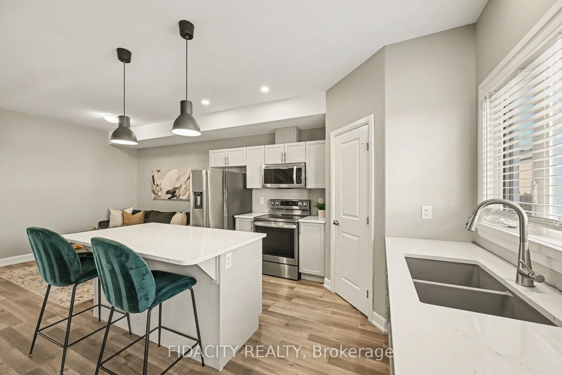 68 Vimy Ridge Crescent