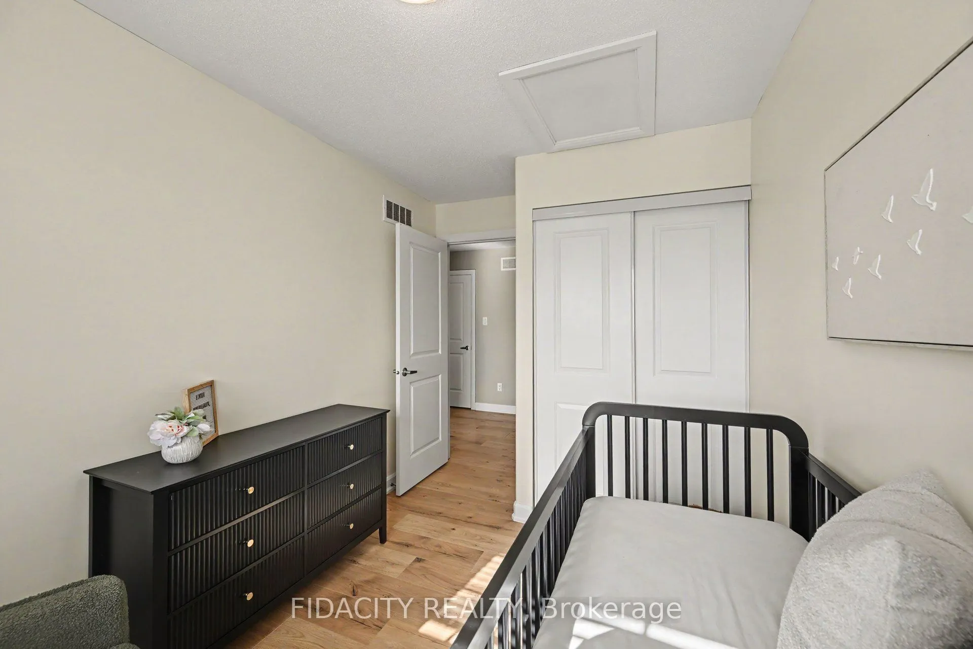 68 Vimy Ridge Crescent