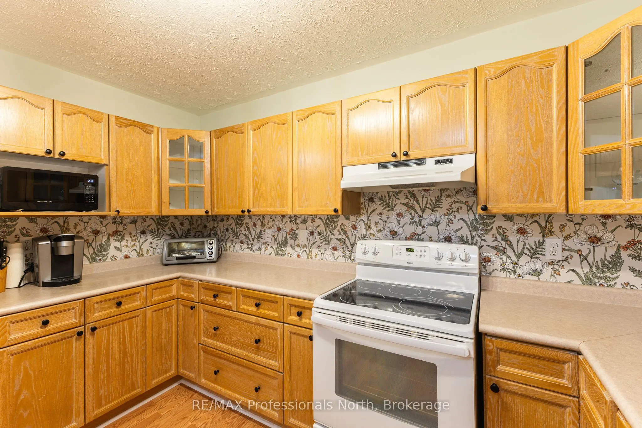 35 Dairy Lane W #204