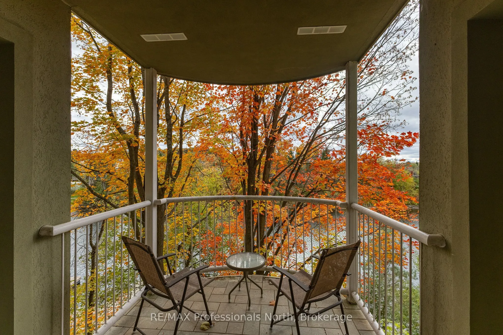 35 Dairy Lane W #204
