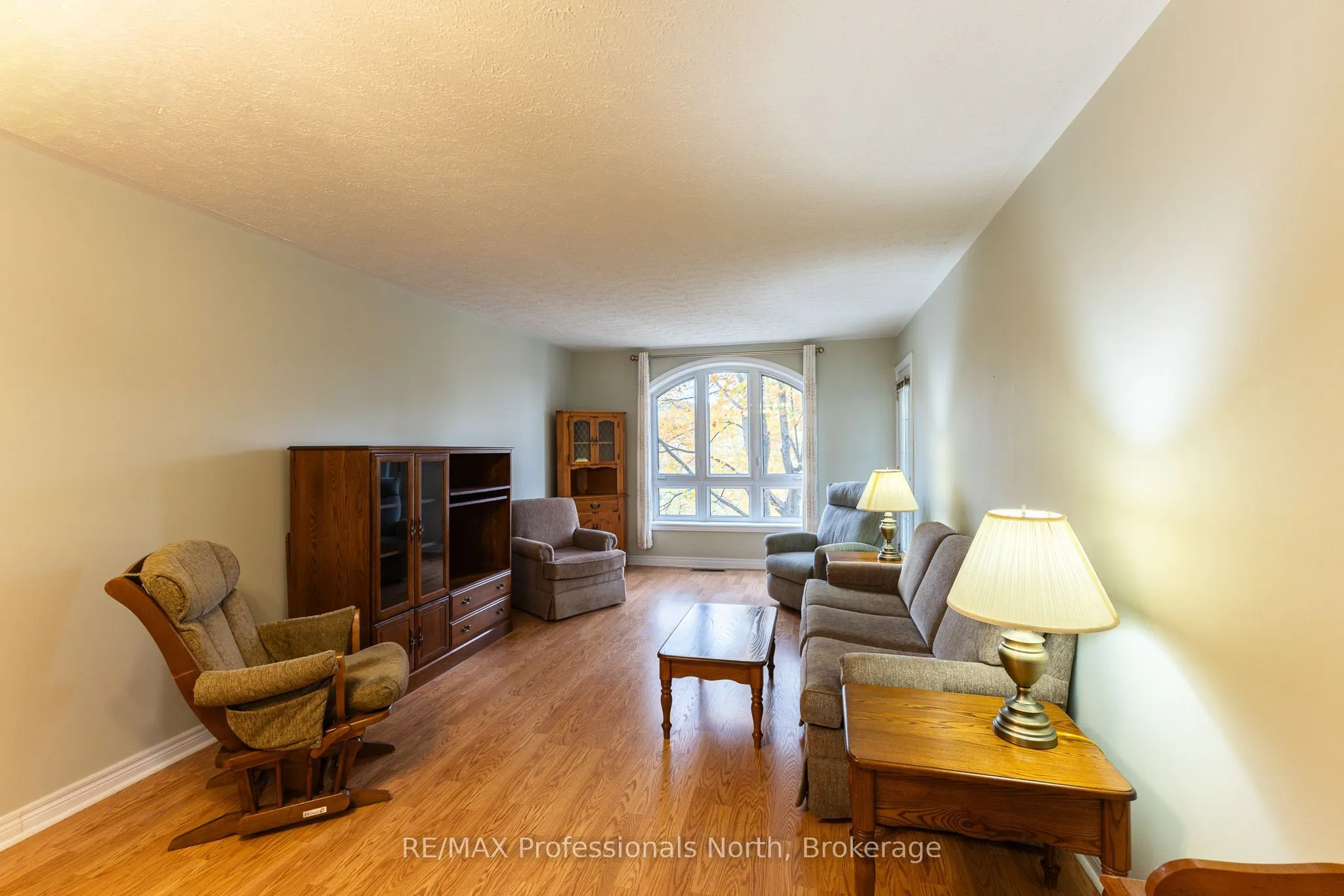 35 Dairy Lane W #204
