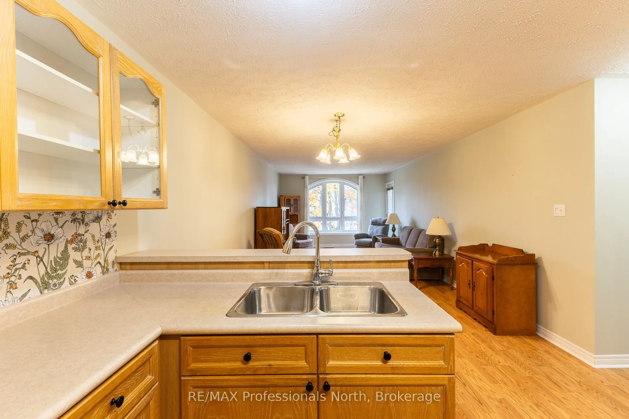 35 Dairy Lane W #204
