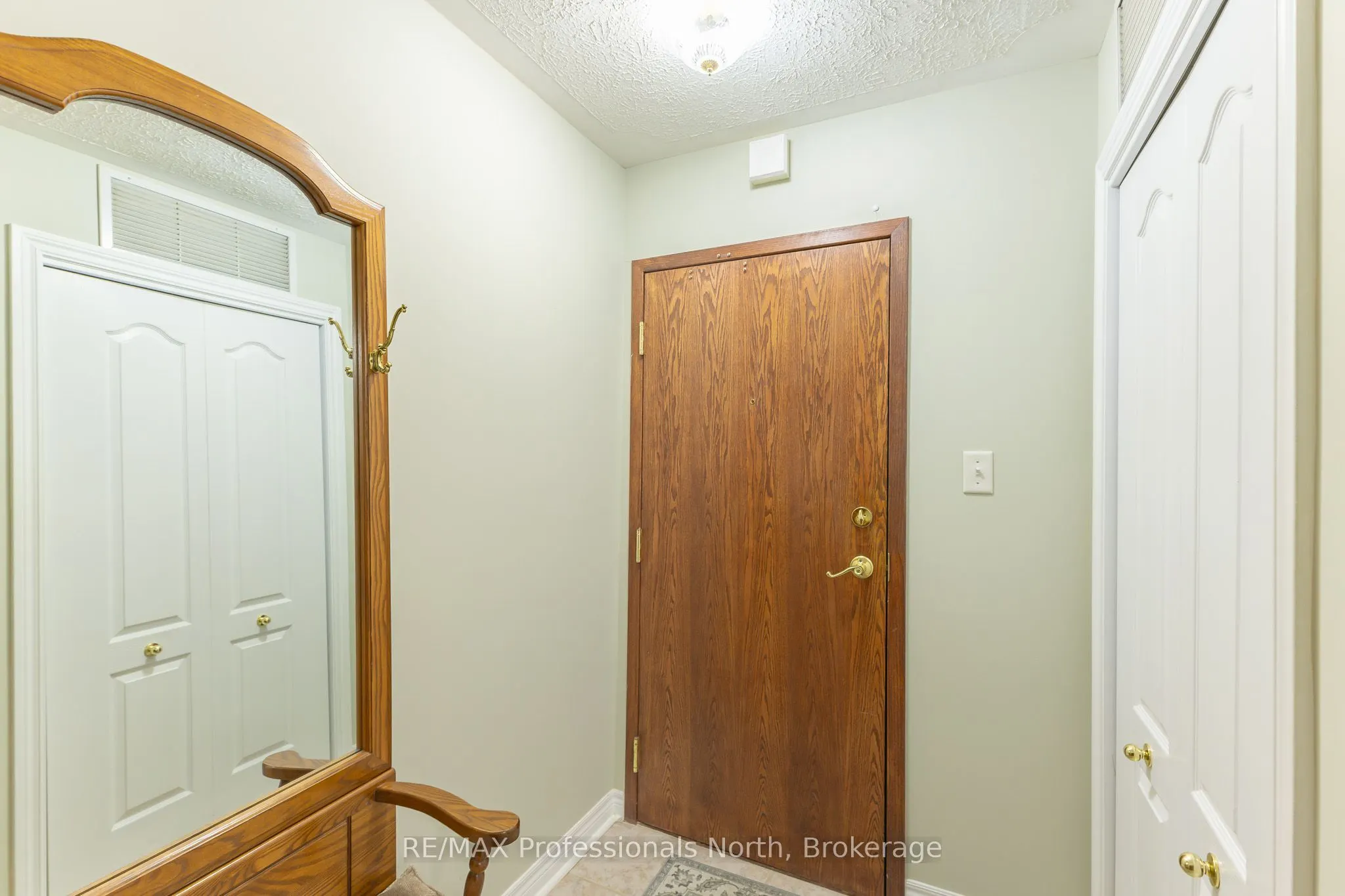 35 Dairy Lane W #204