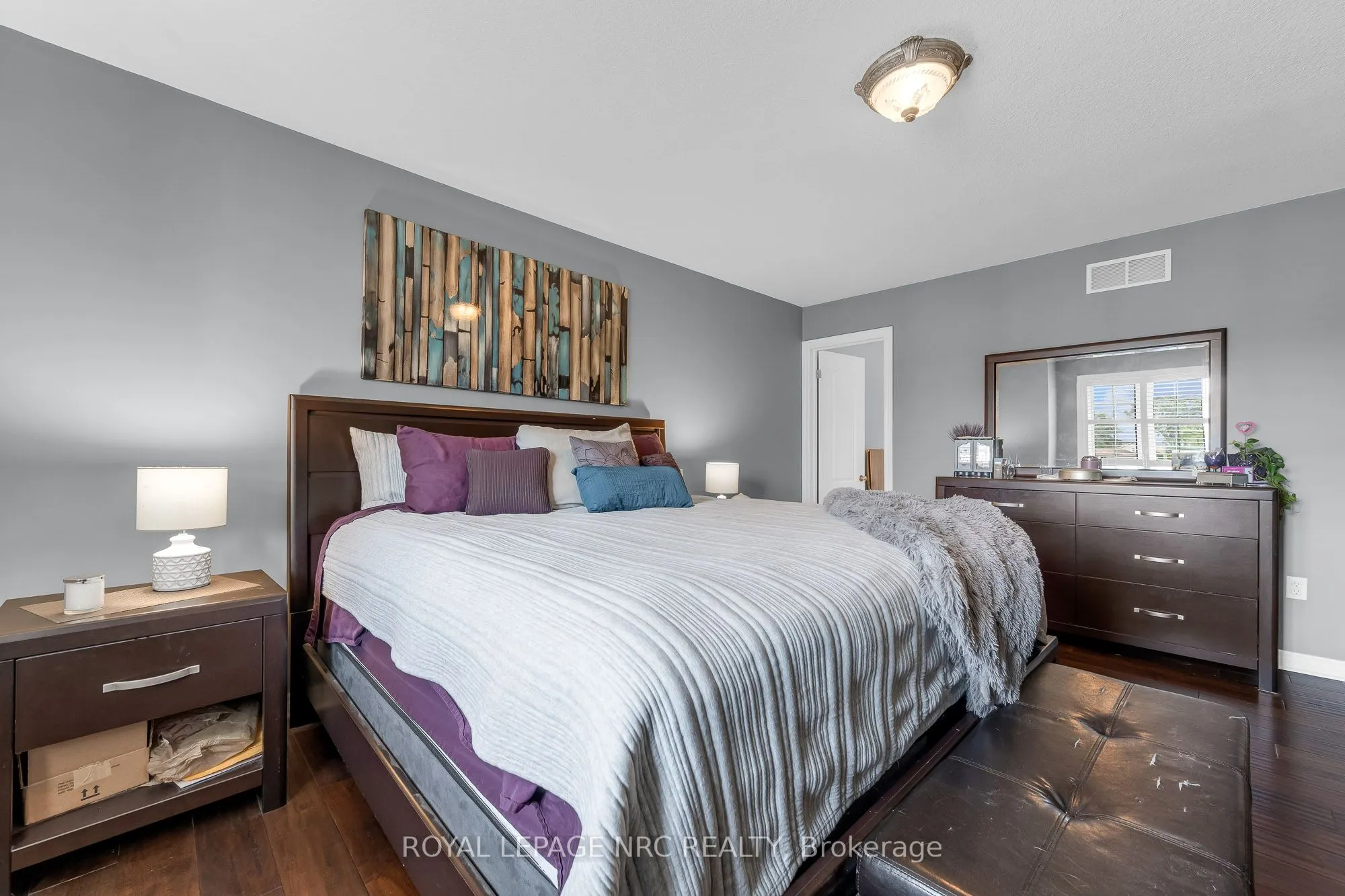 31 Thorold Road E