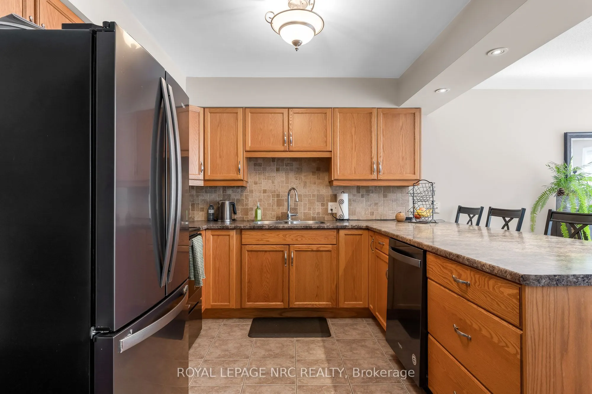 31 Thorold Road E