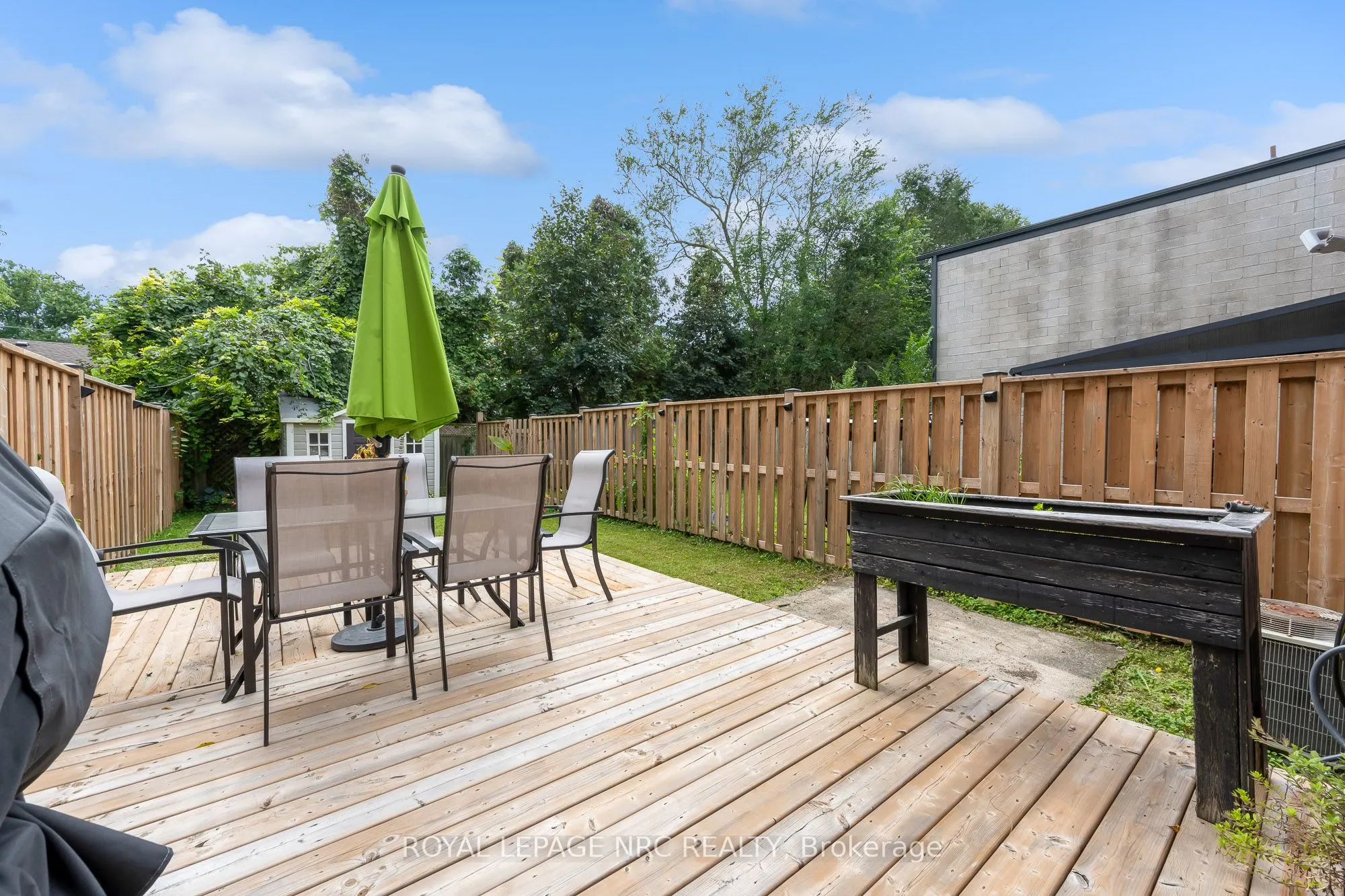 31 Thorold Road E