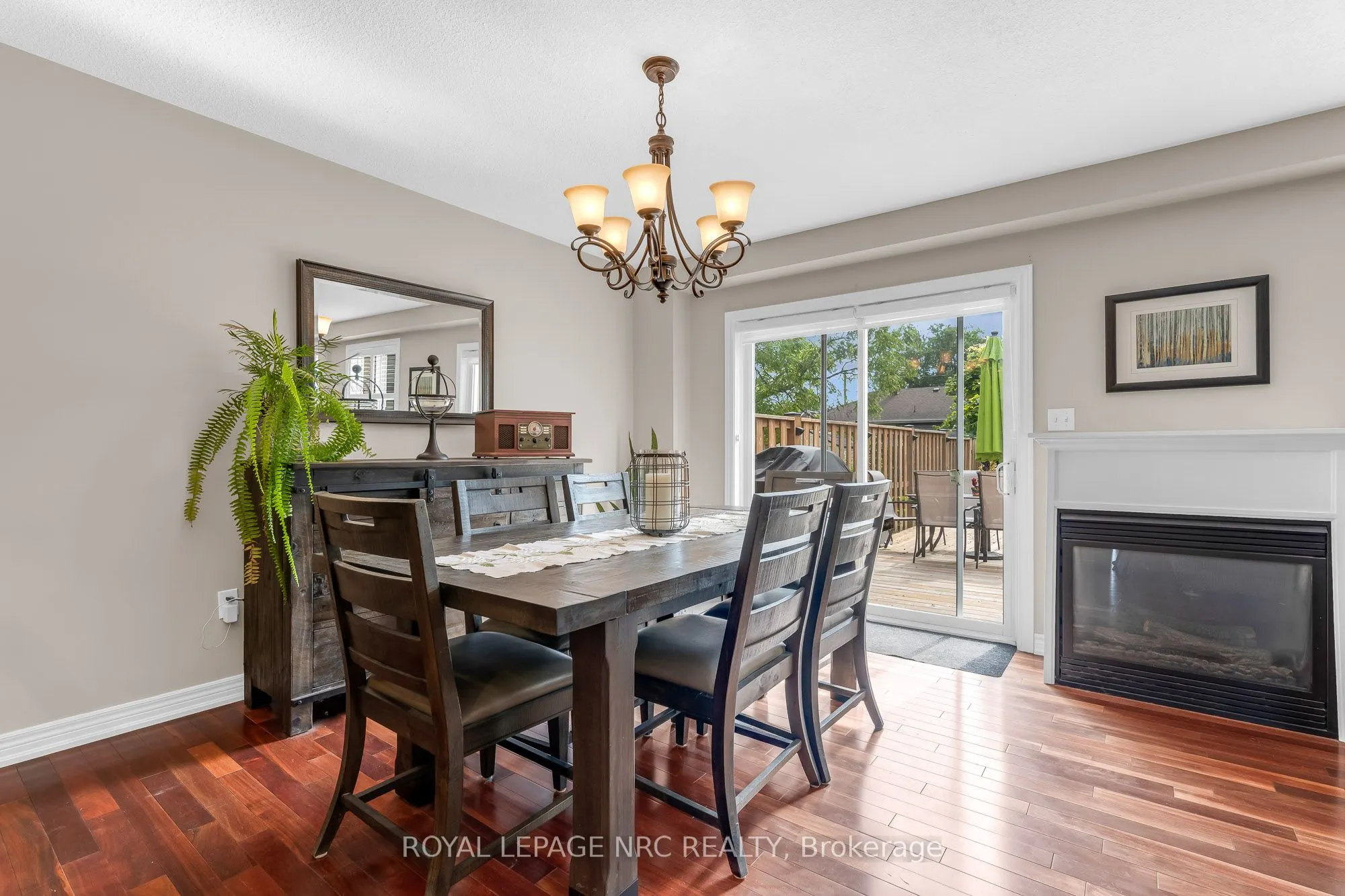 31 Thorold Road E
