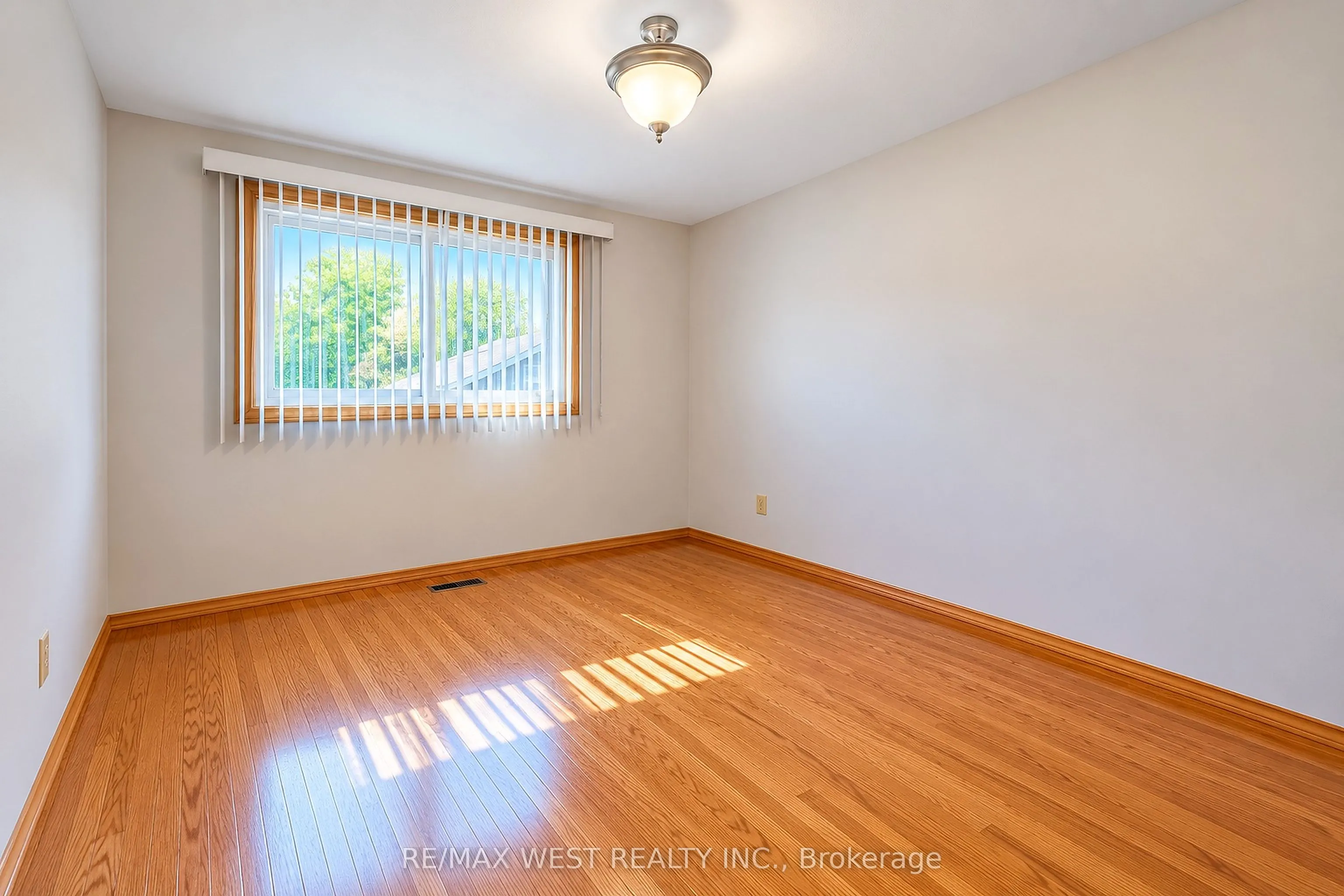 34 Glen Castle Drive