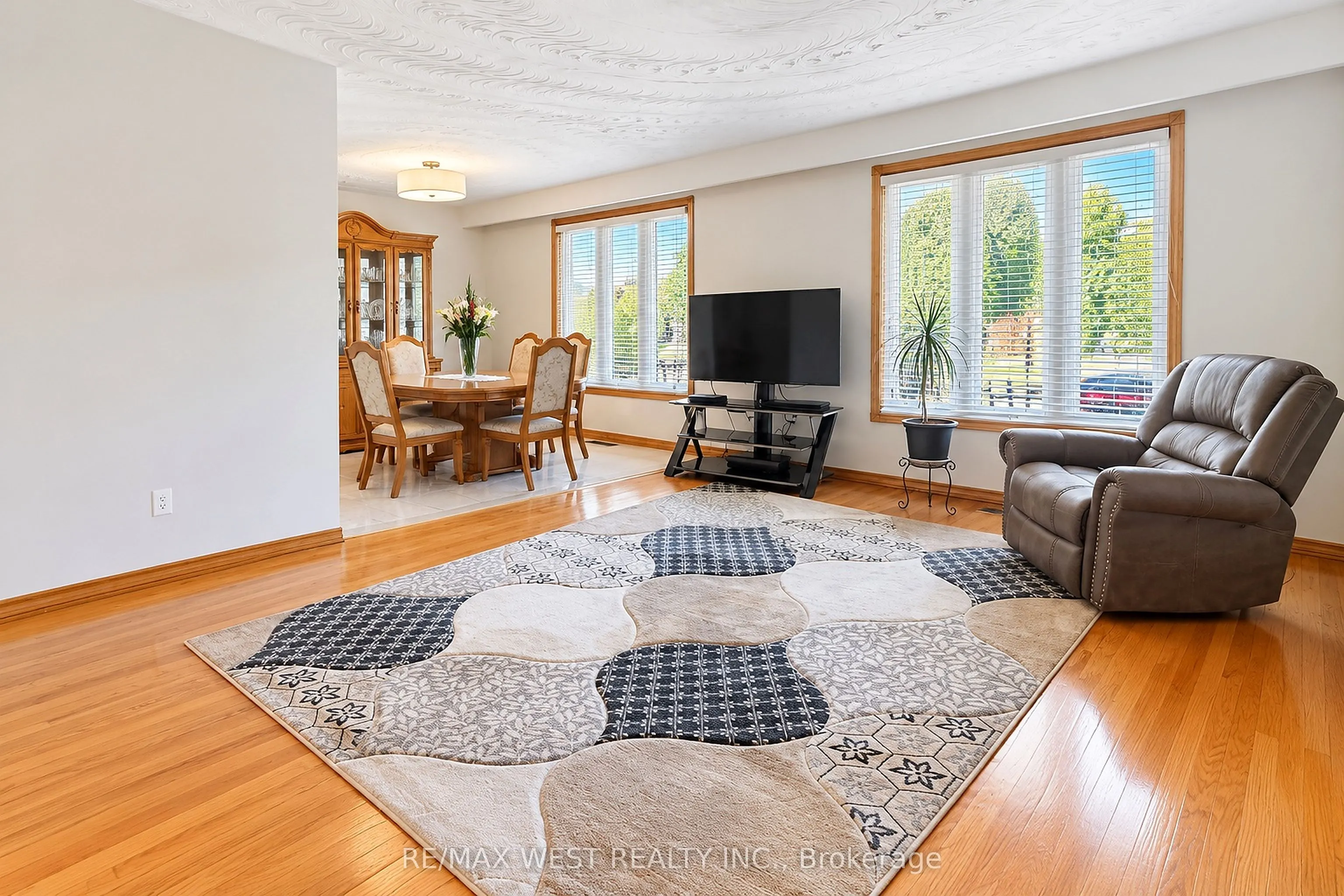 34 Glen Castle Drive