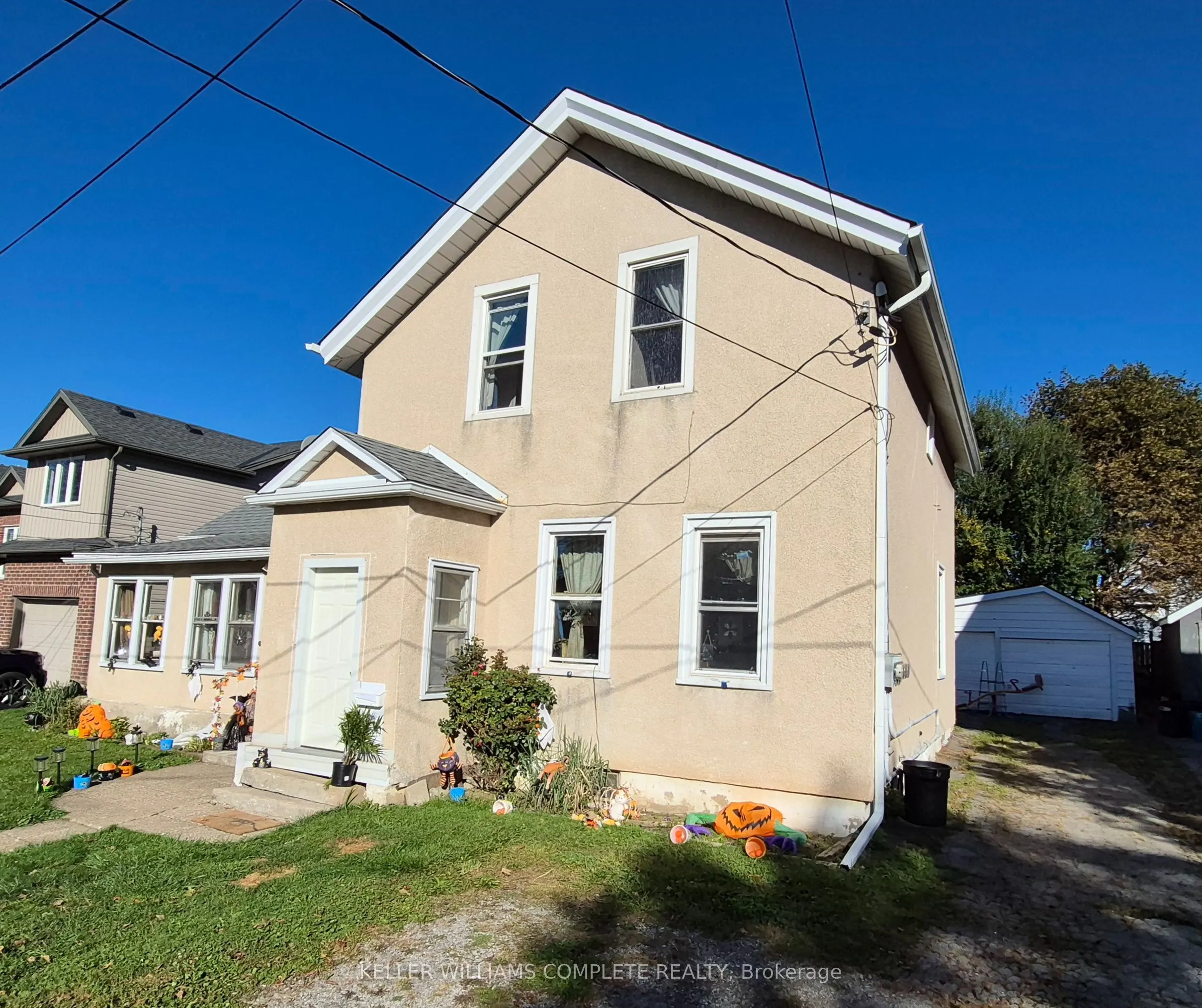 20 Carleton Street N