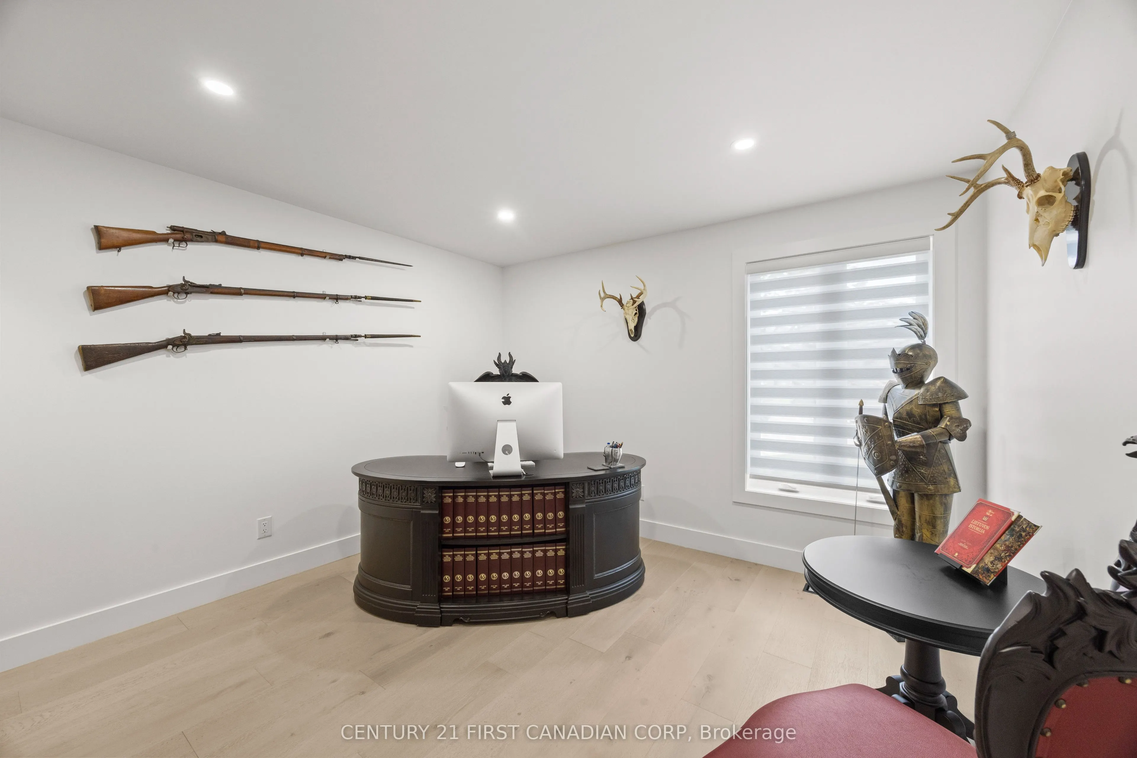 28 Lindbrook Court