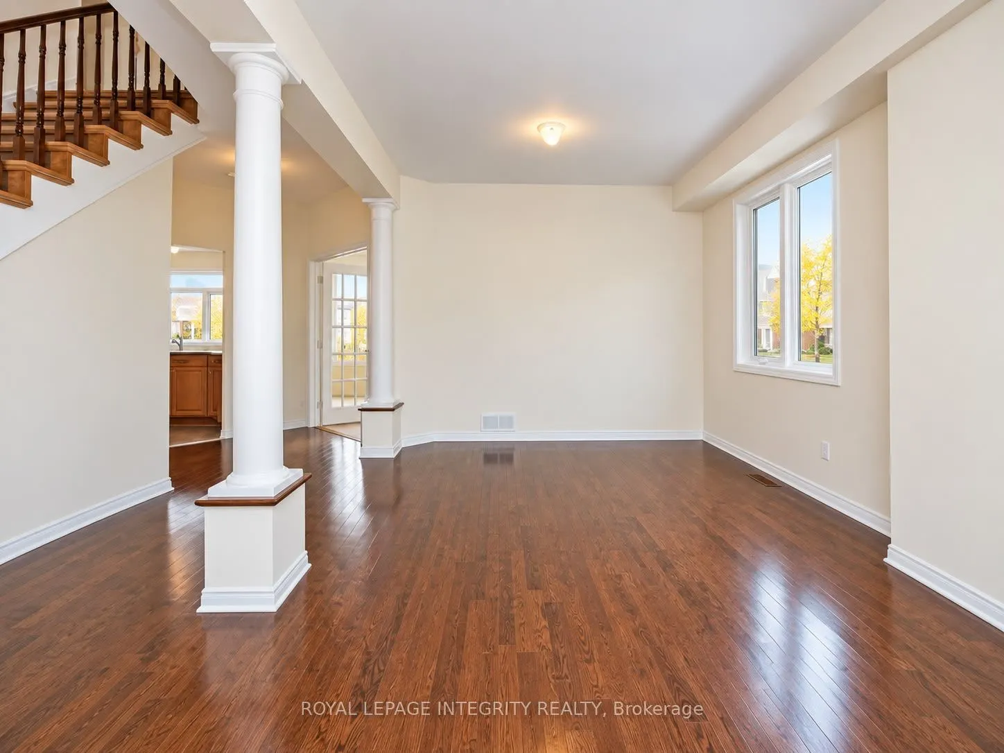104 WHITESTONE Drive