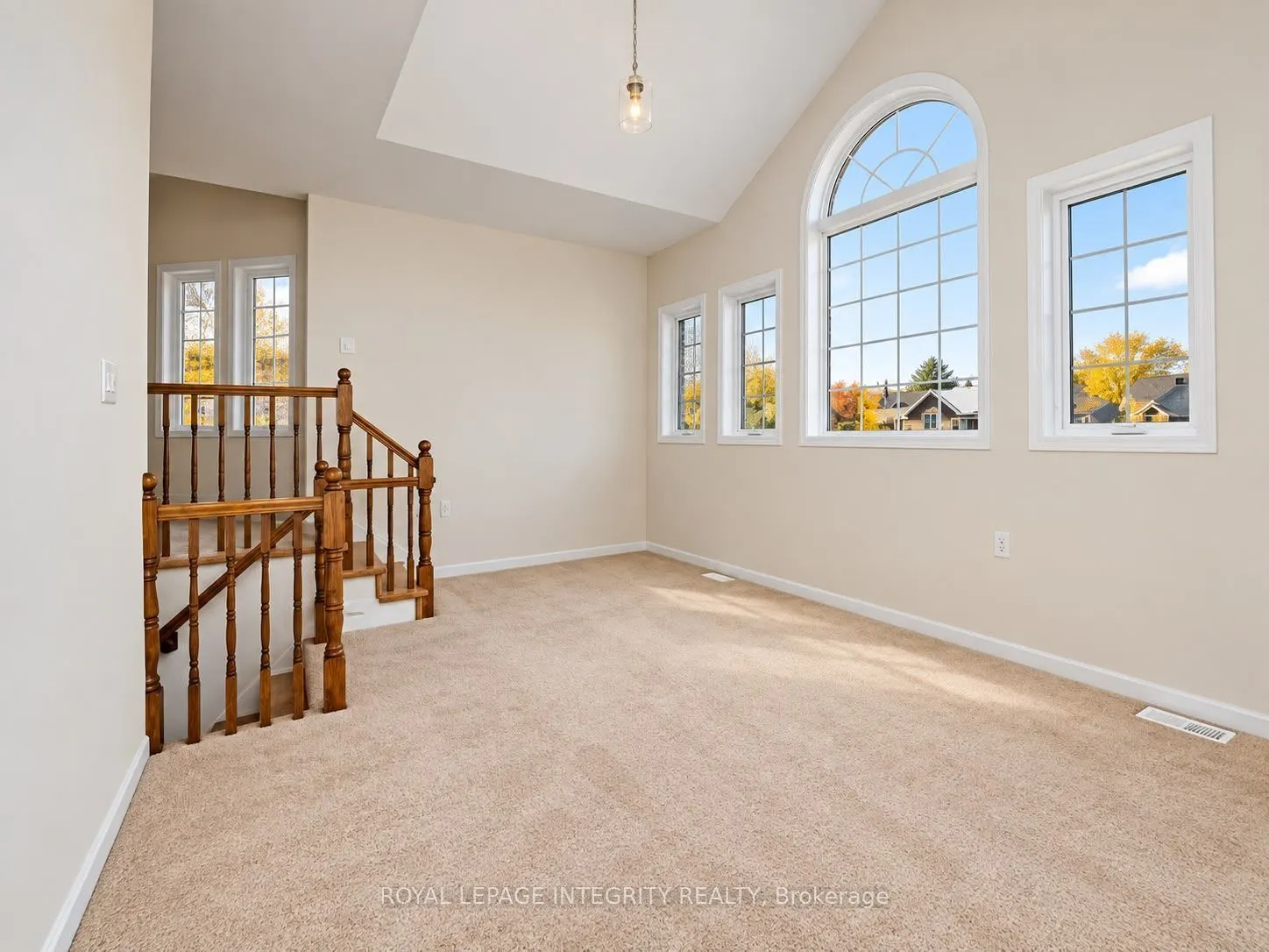104 WHITESTONE Drive