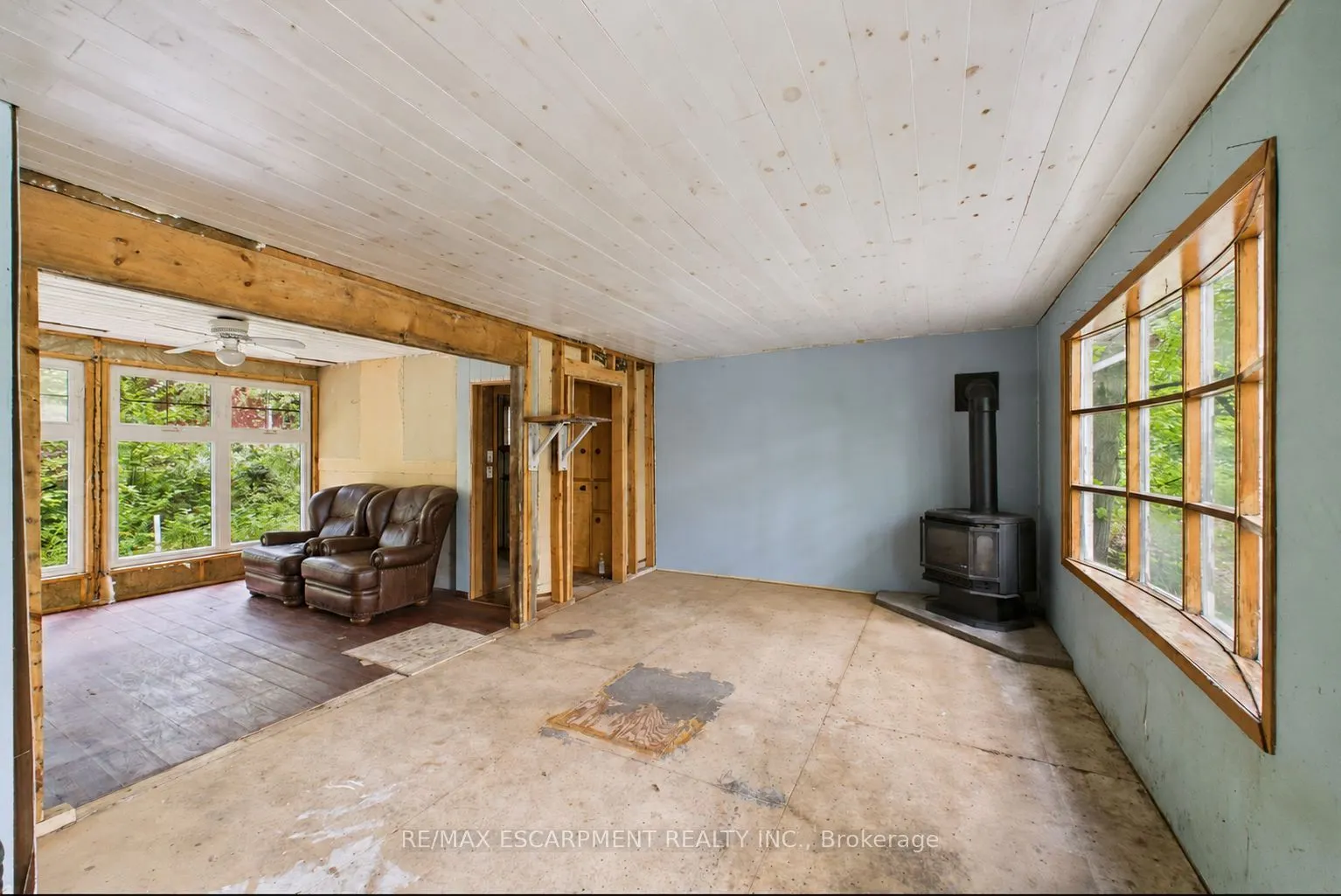 115 BROADBENT Road