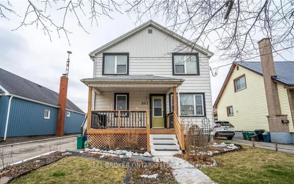 301 Wallace Ave Avenue S #Upper