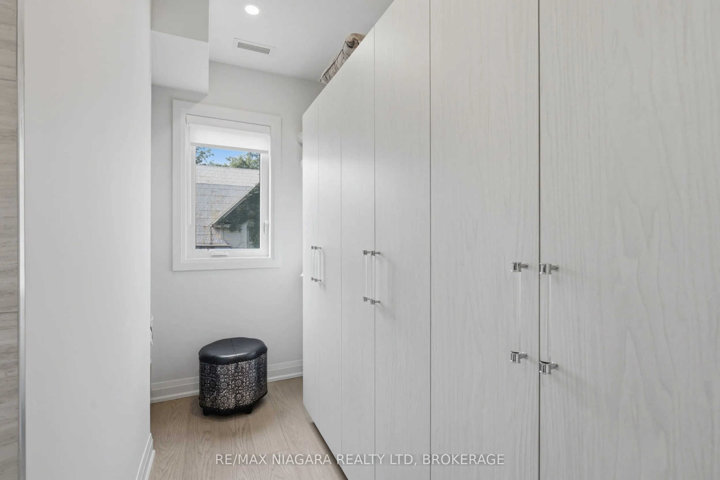 1397 YORK Road #1