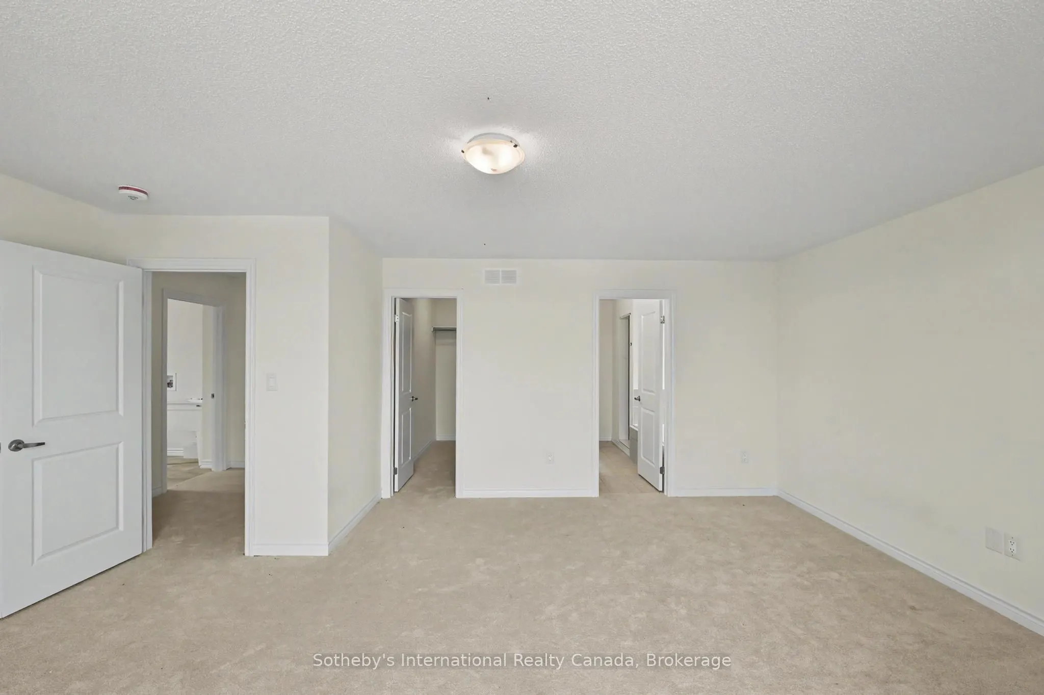 9 Hillcroft Way