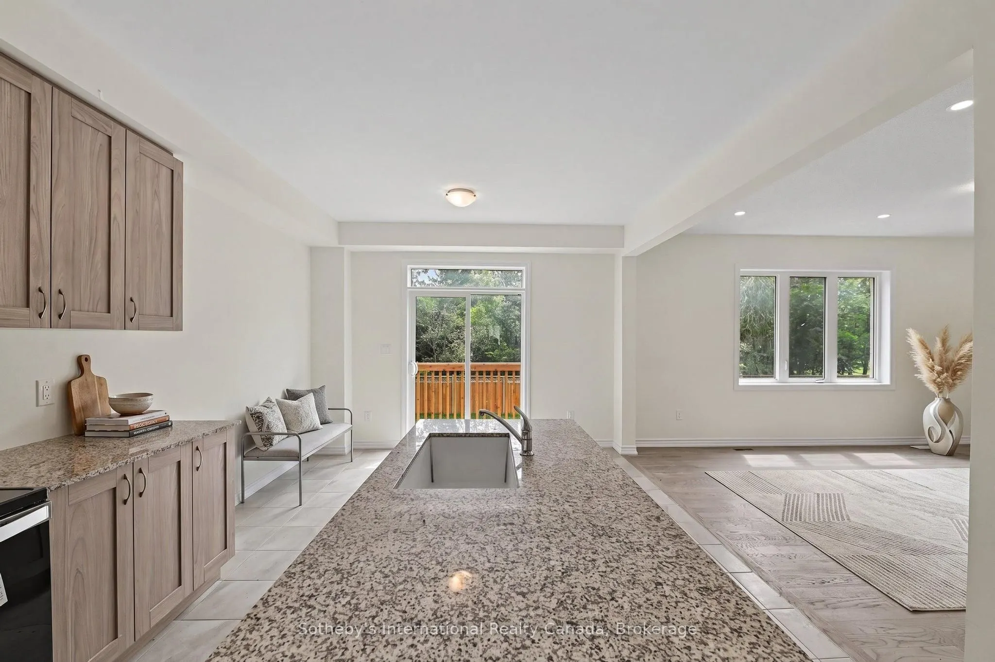 9 Hillcroft Way