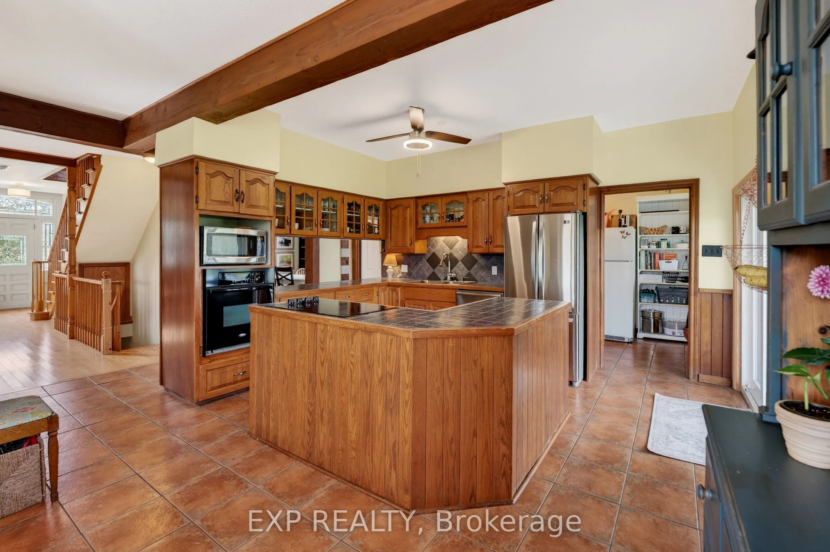 2266 Pettit Road
