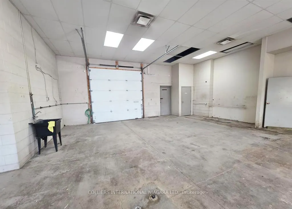 455 Merritt Street W #3