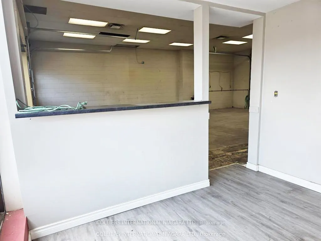 455 Merritt Street W #3
