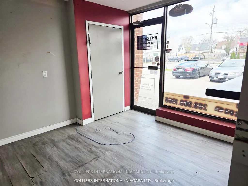 455 Merritt Street W #3