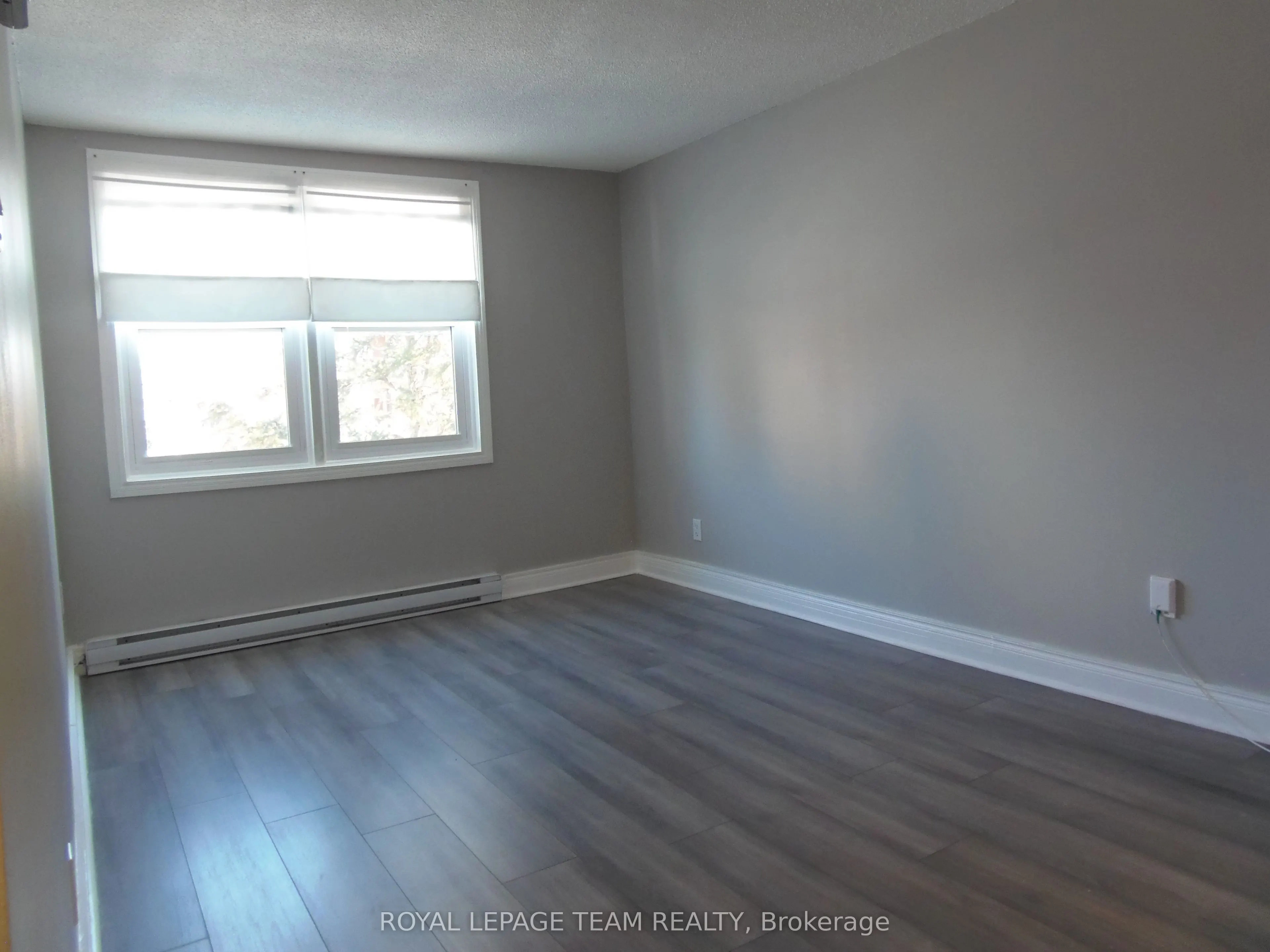 44 Spadina Avenue #Unit 2