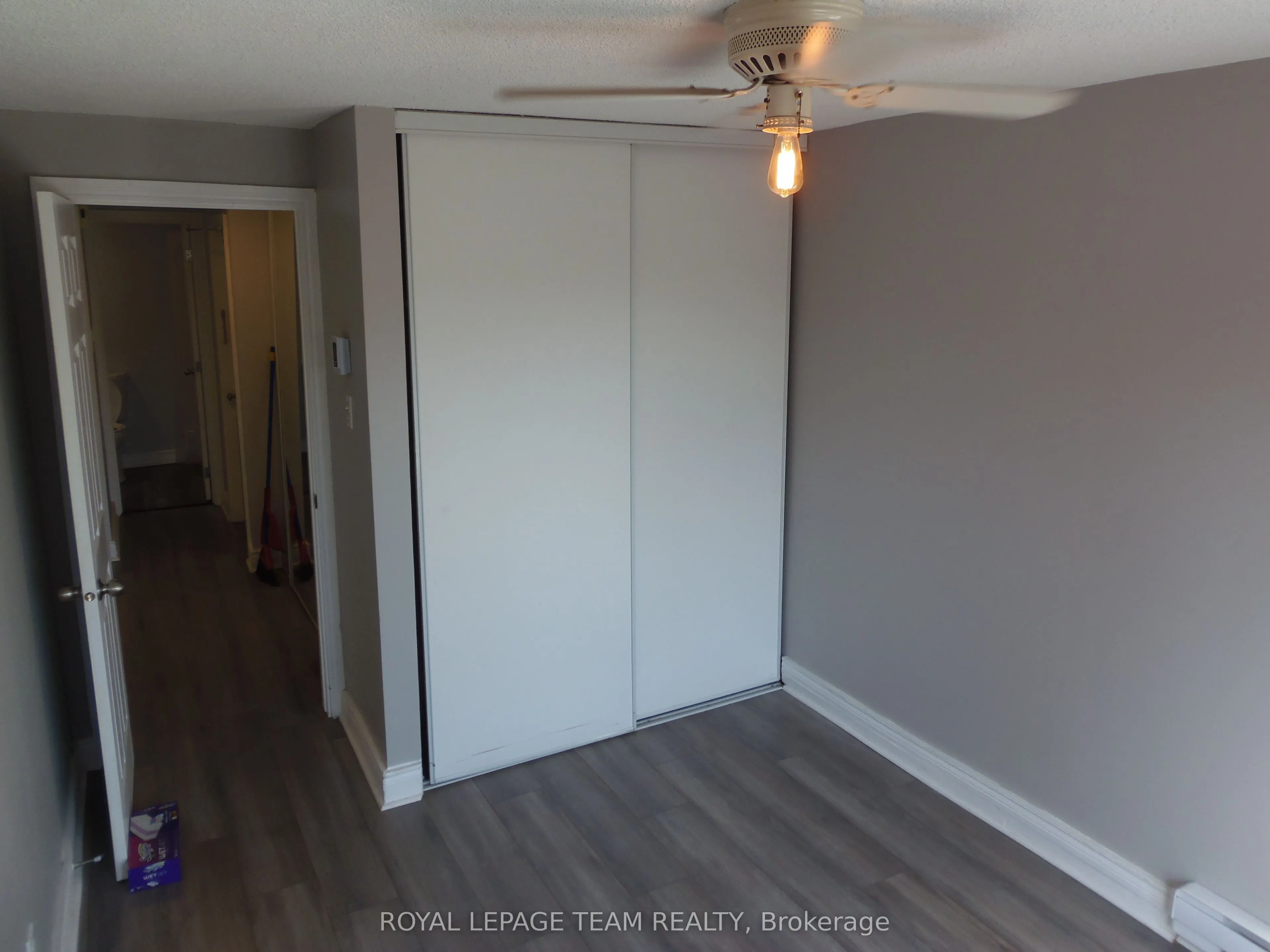 44 Spadina Avenue #Unit 2