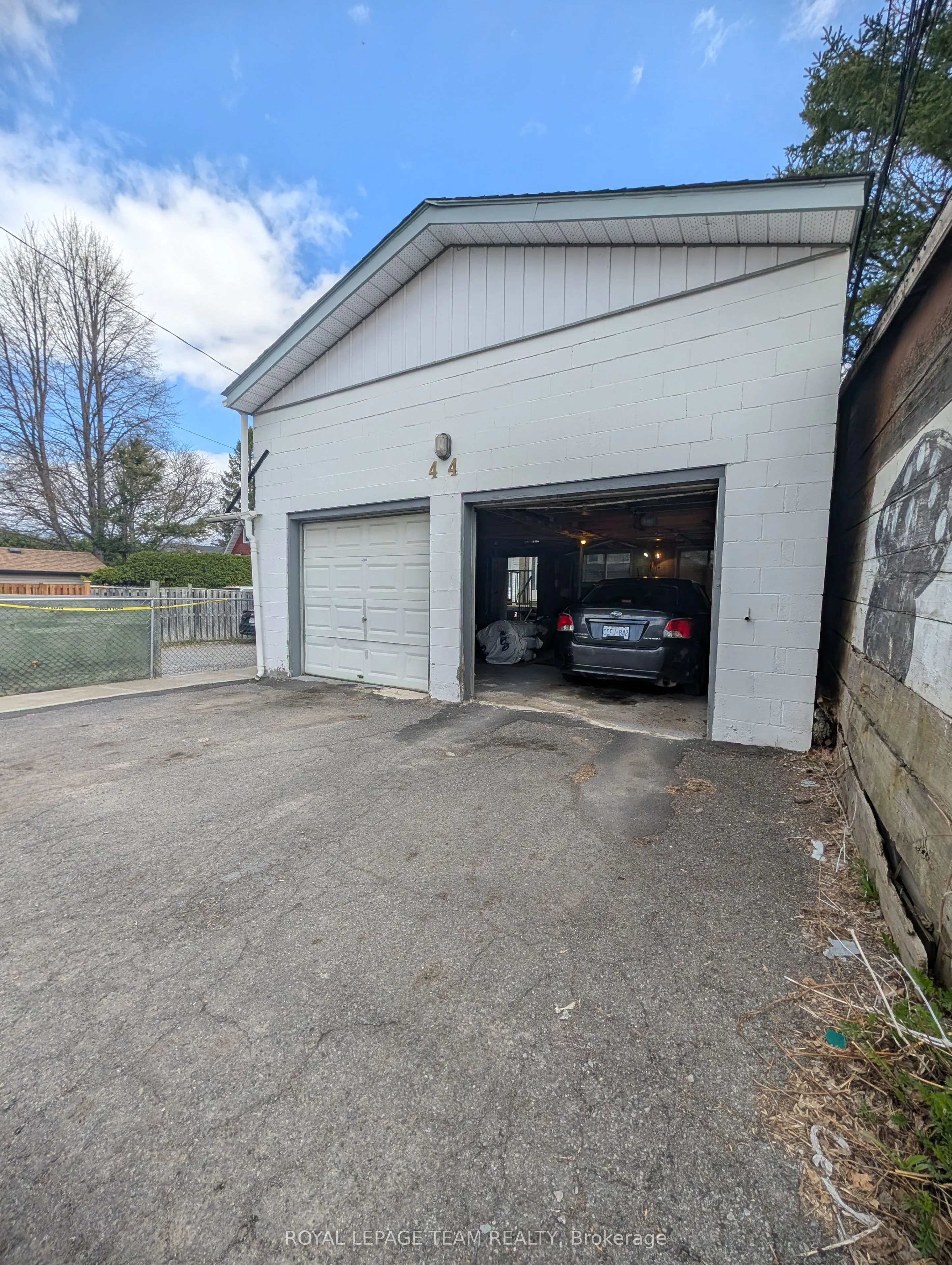 44 Spadina Avenue #Unit 2