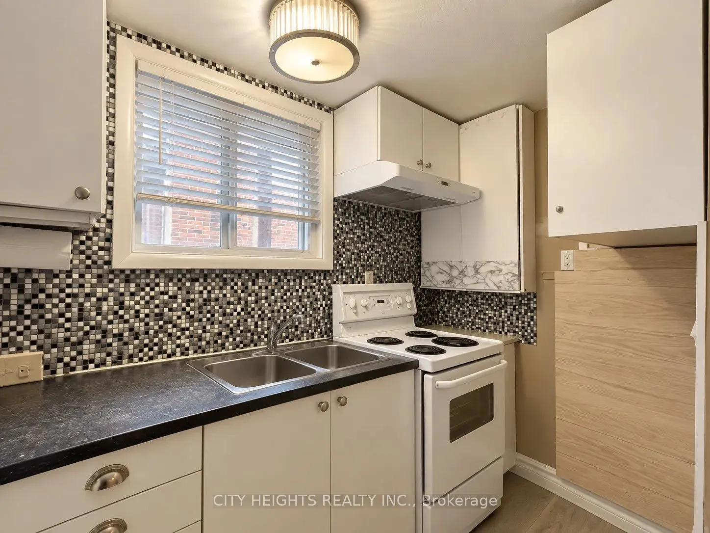 176 Fennell Avenue E ##2