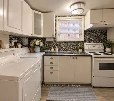 176 Fennell Avenue E ##2