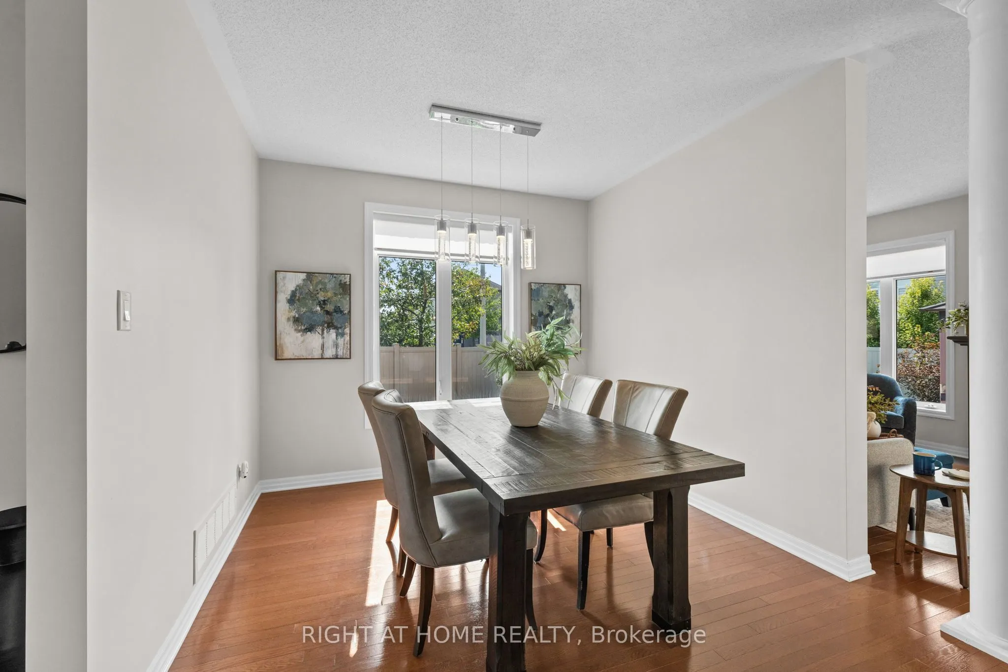 525 PEERLESS Street