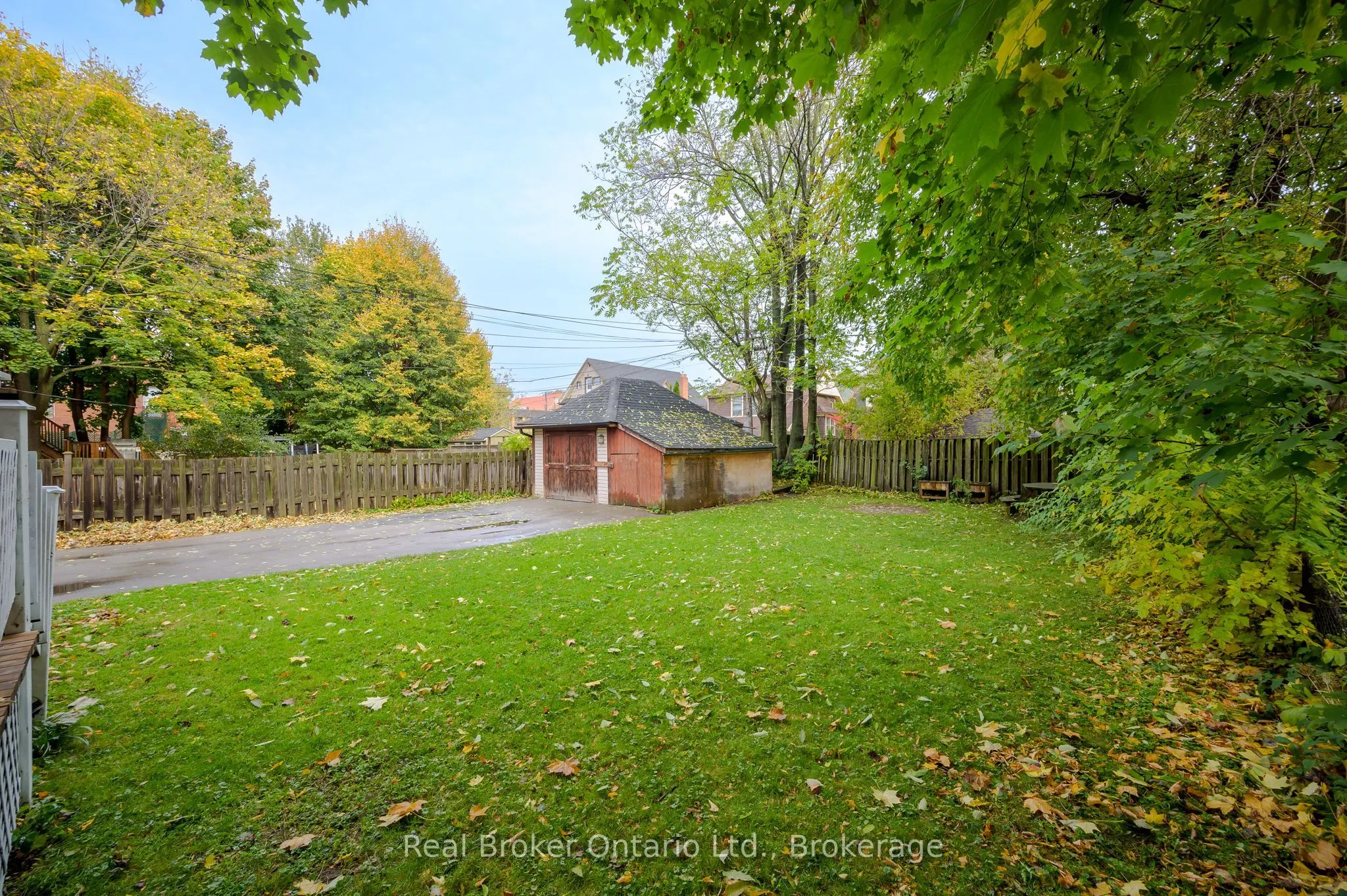 117 Fairleigh Avenue S