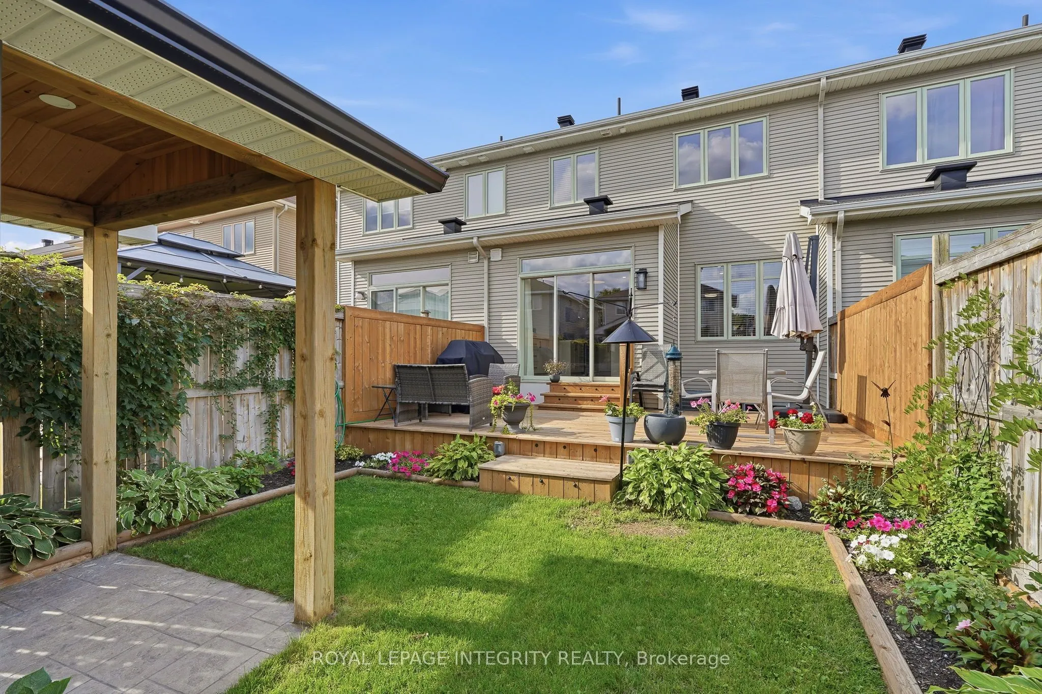 427 Sultan Street